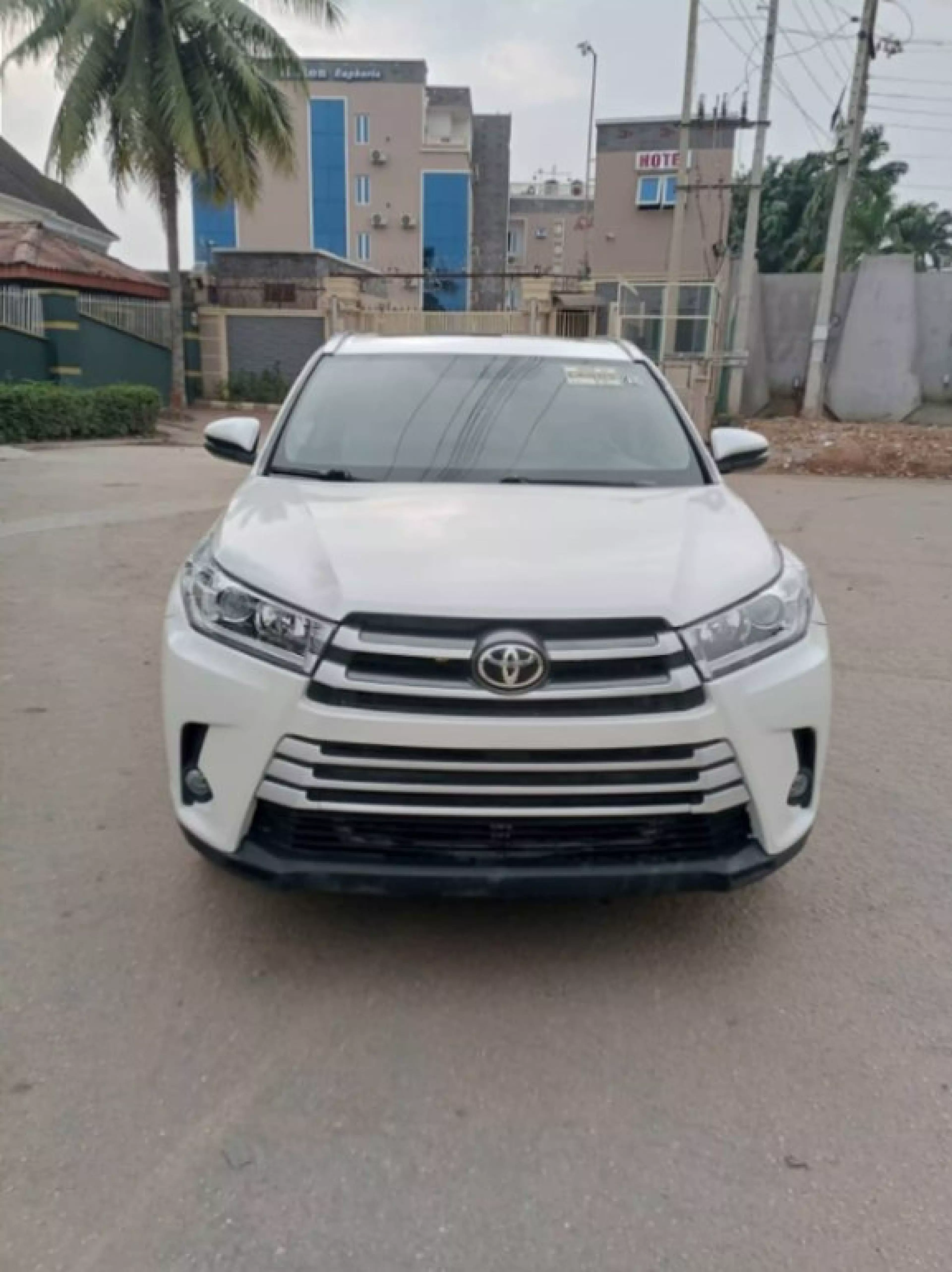 Toyota Highlander - 2015