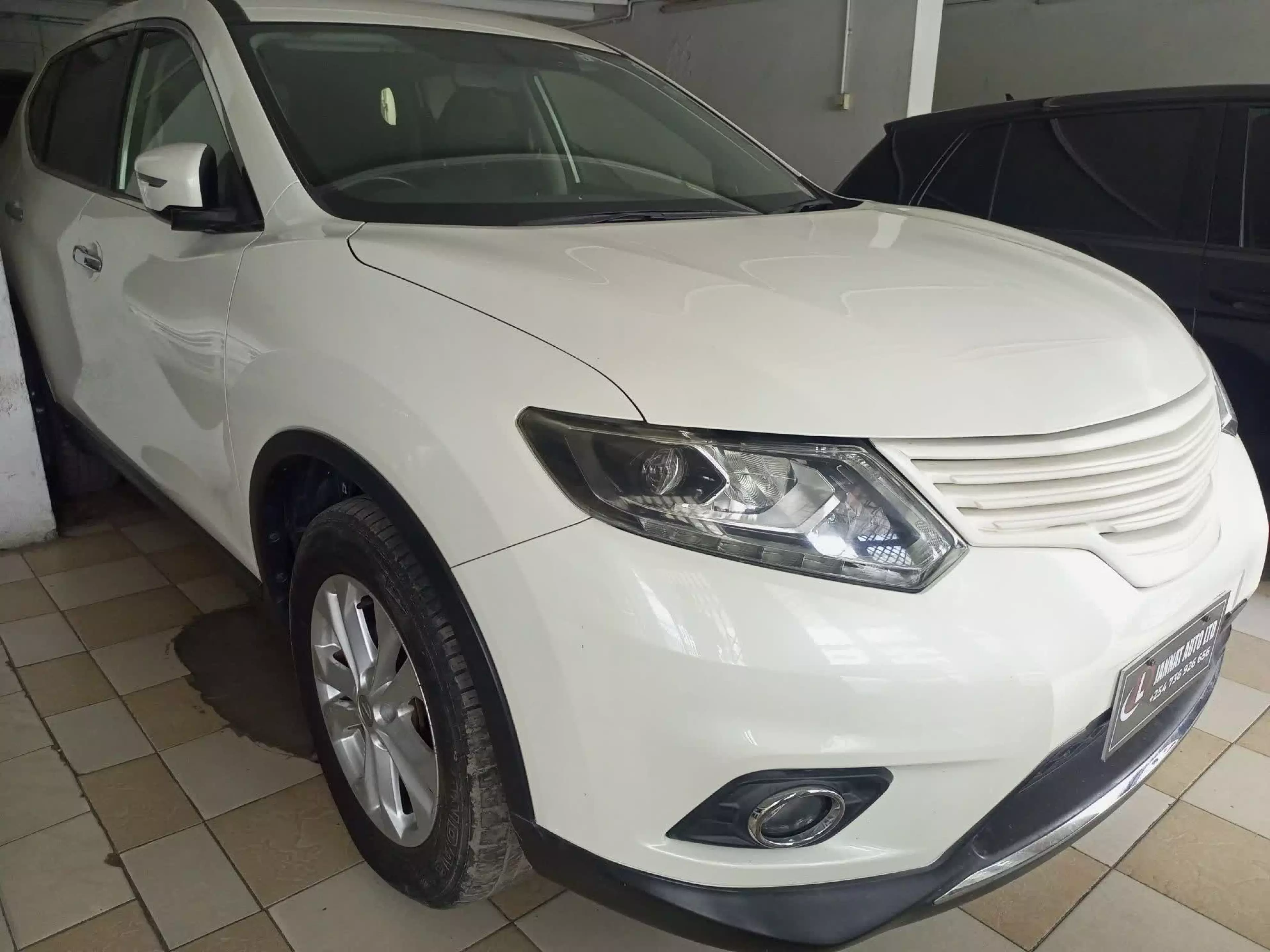 Nissan X-TRAIL - 2015