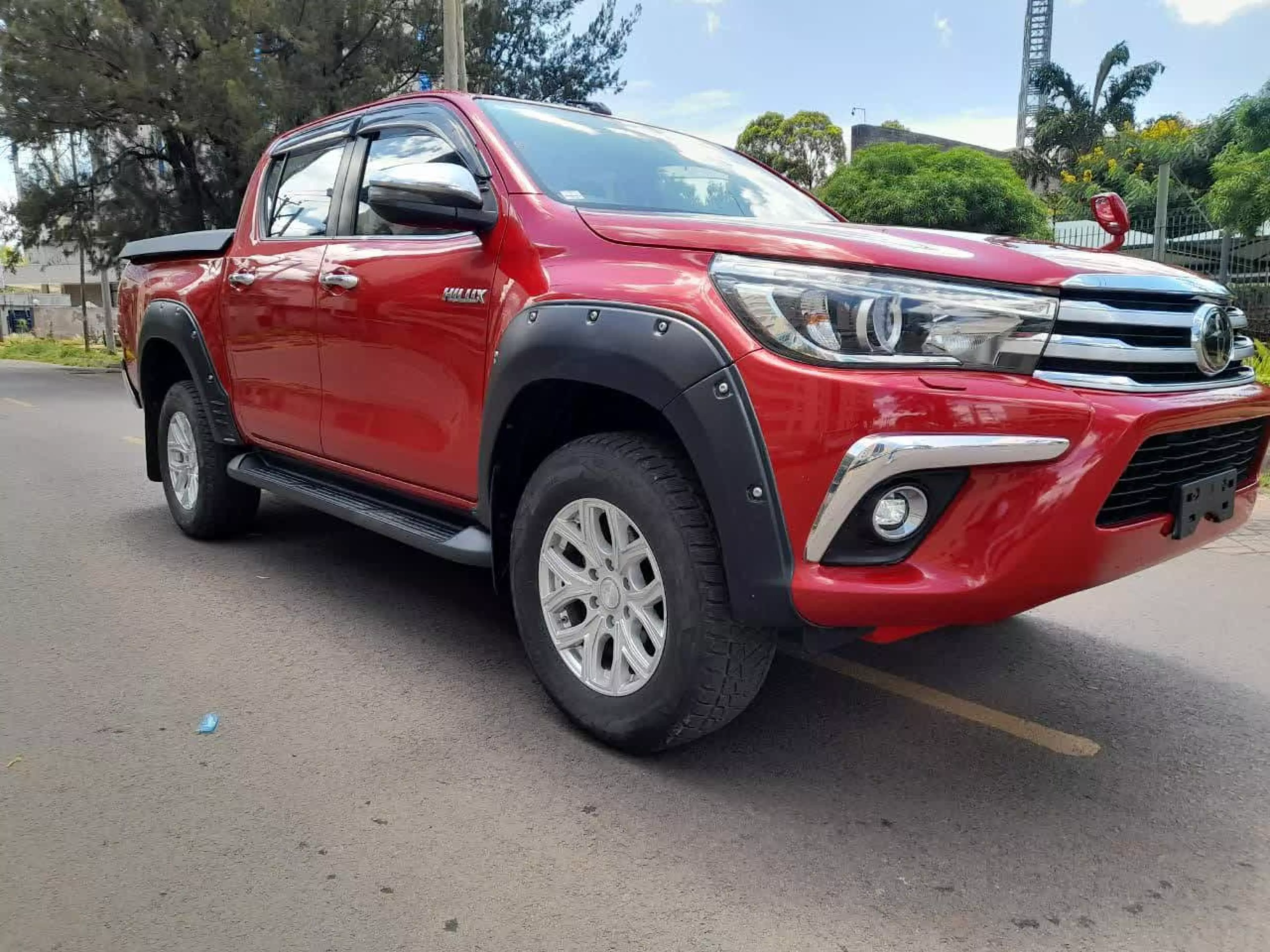 Toyota Hilux   - 2018