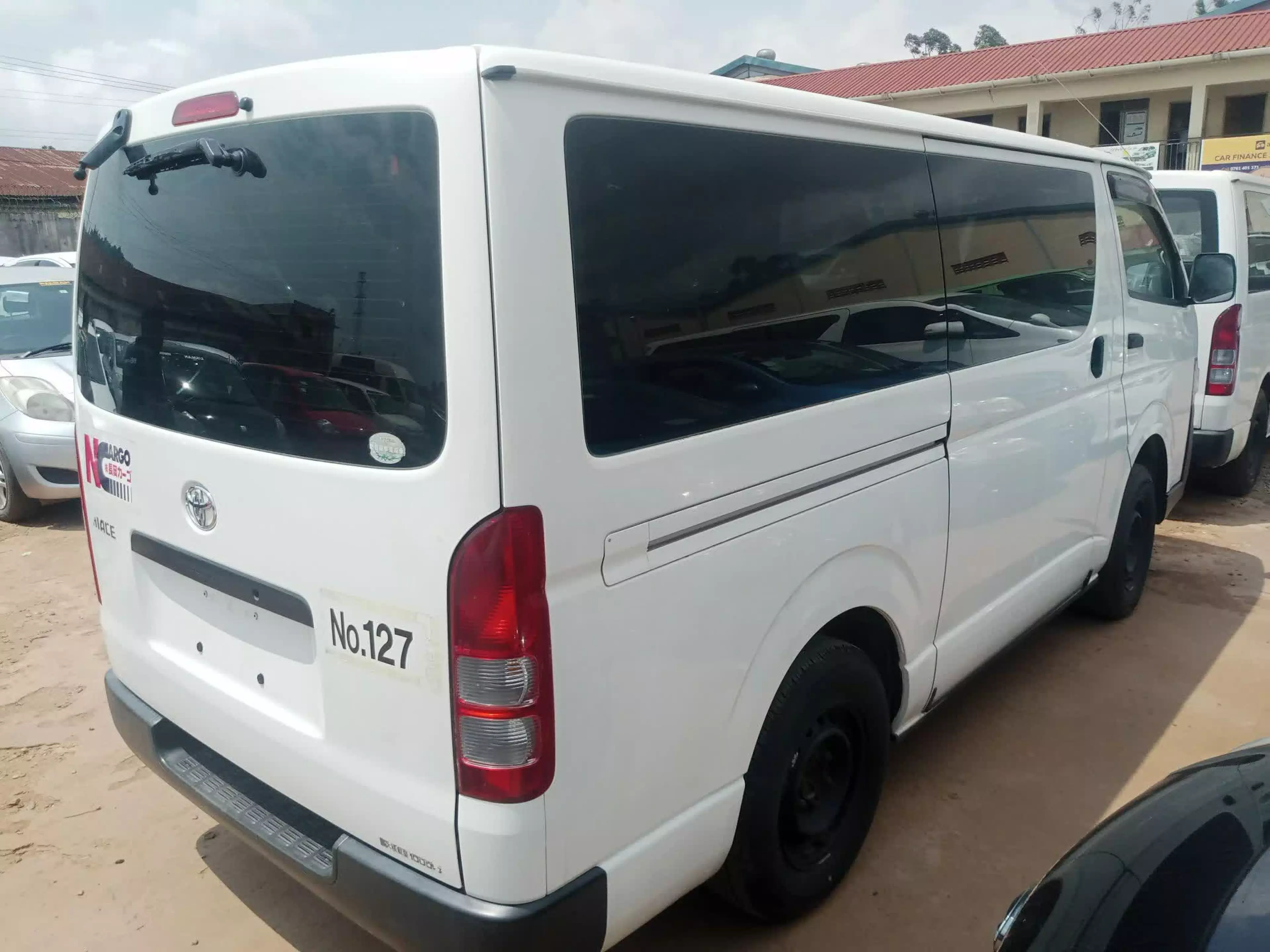 Toyota Hiace - 2012