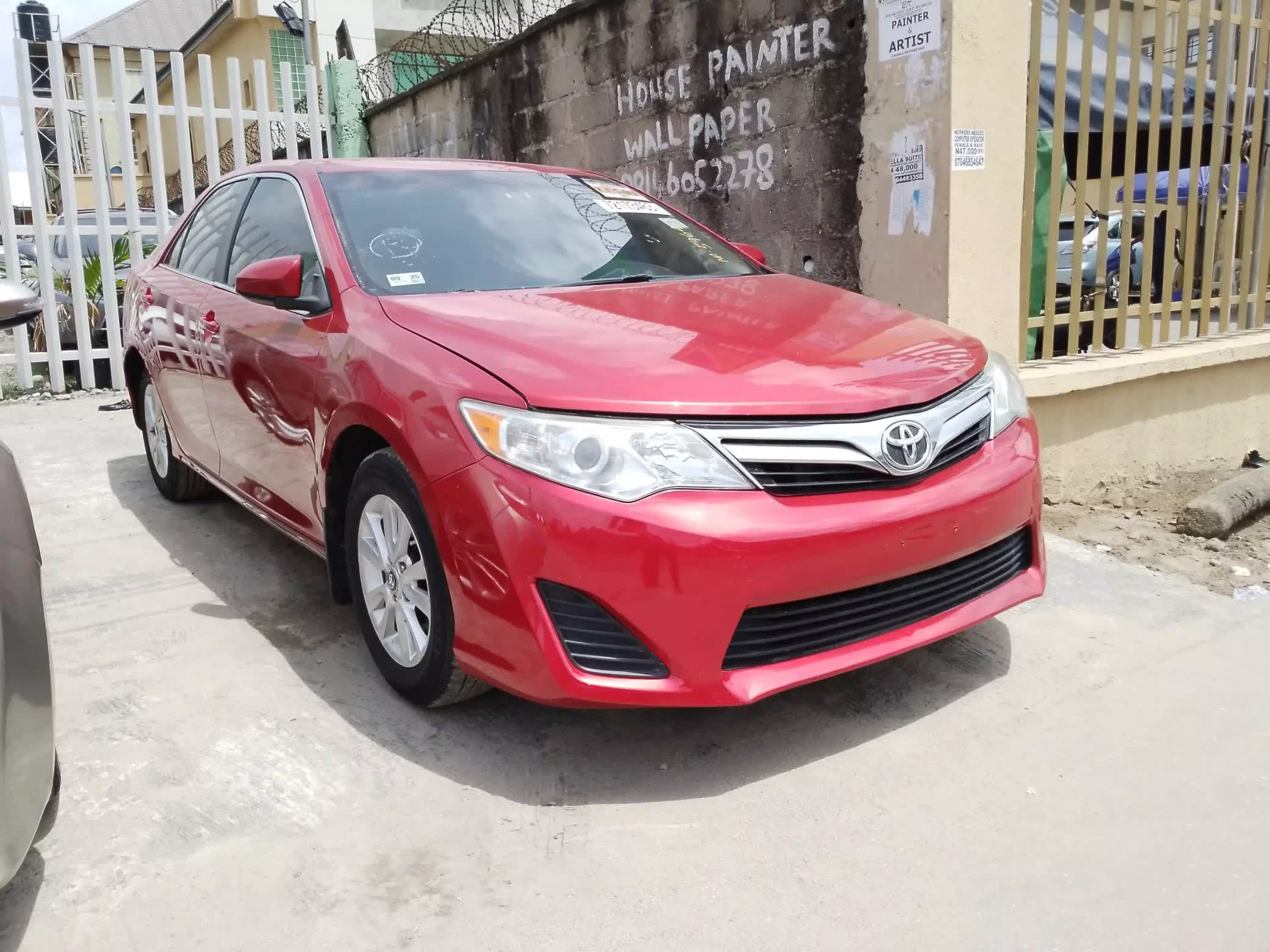 Toyota Camry - 2012