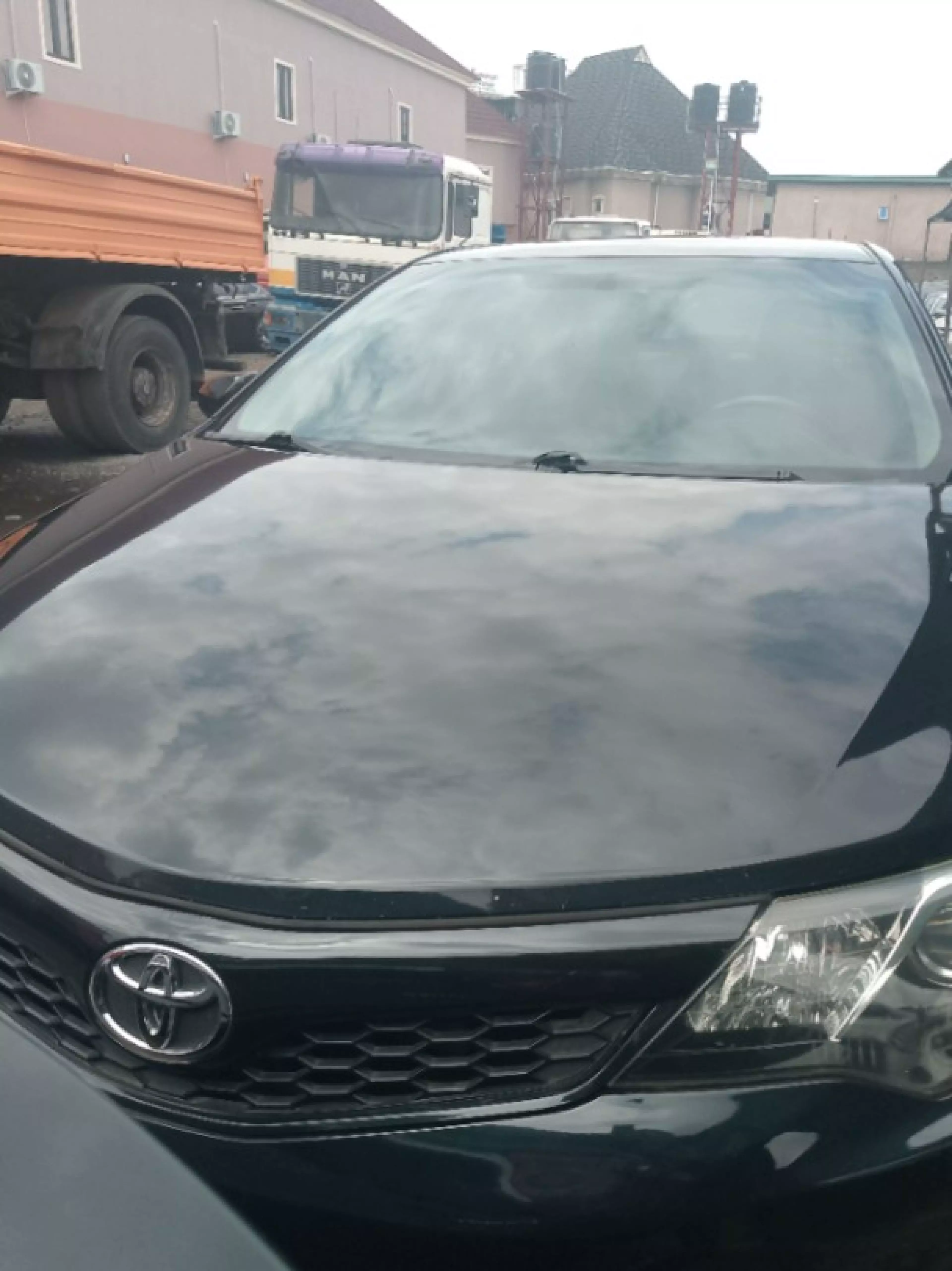 Toyota Camry - 2012