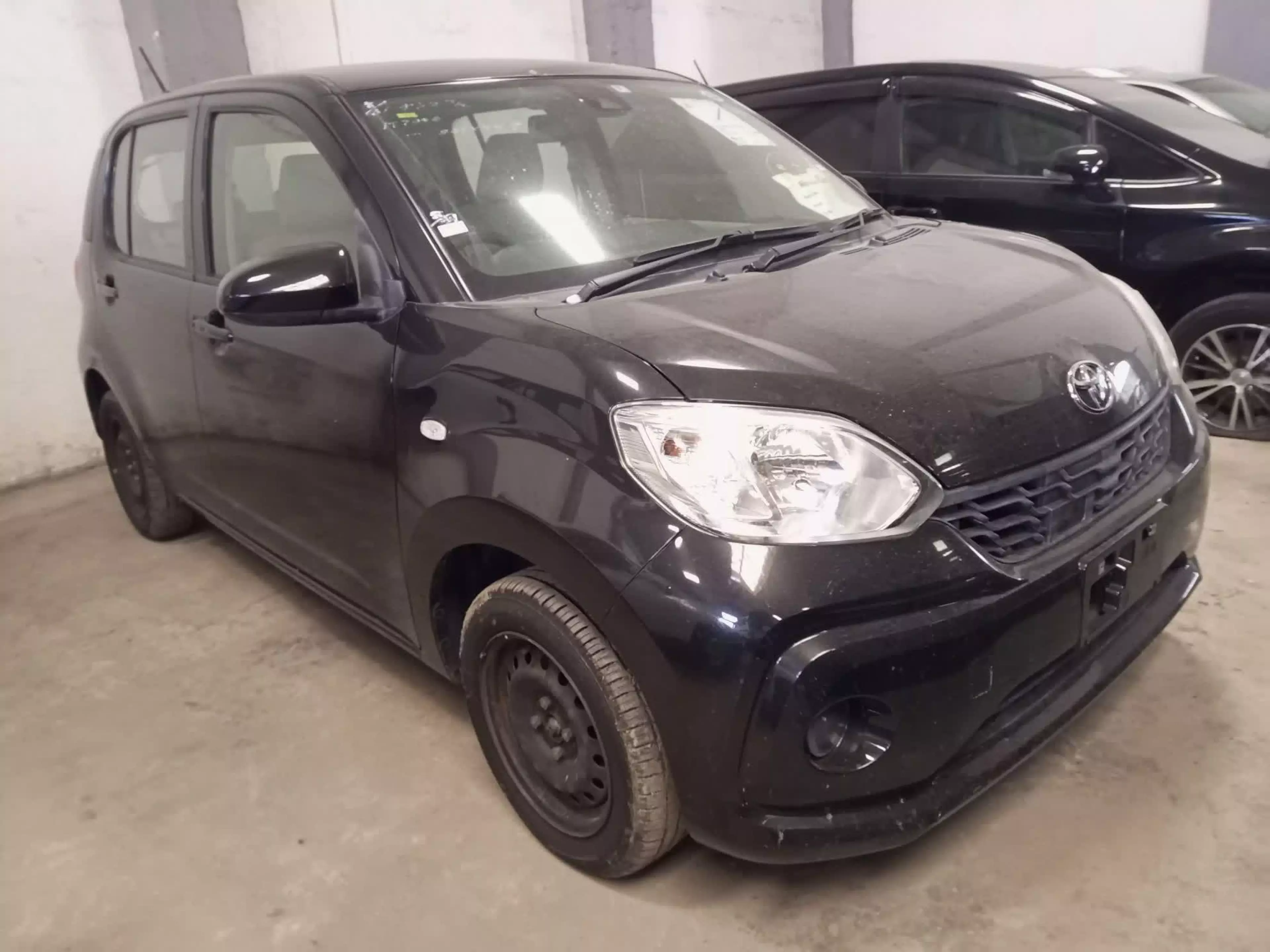 Toyota Passo - 2016