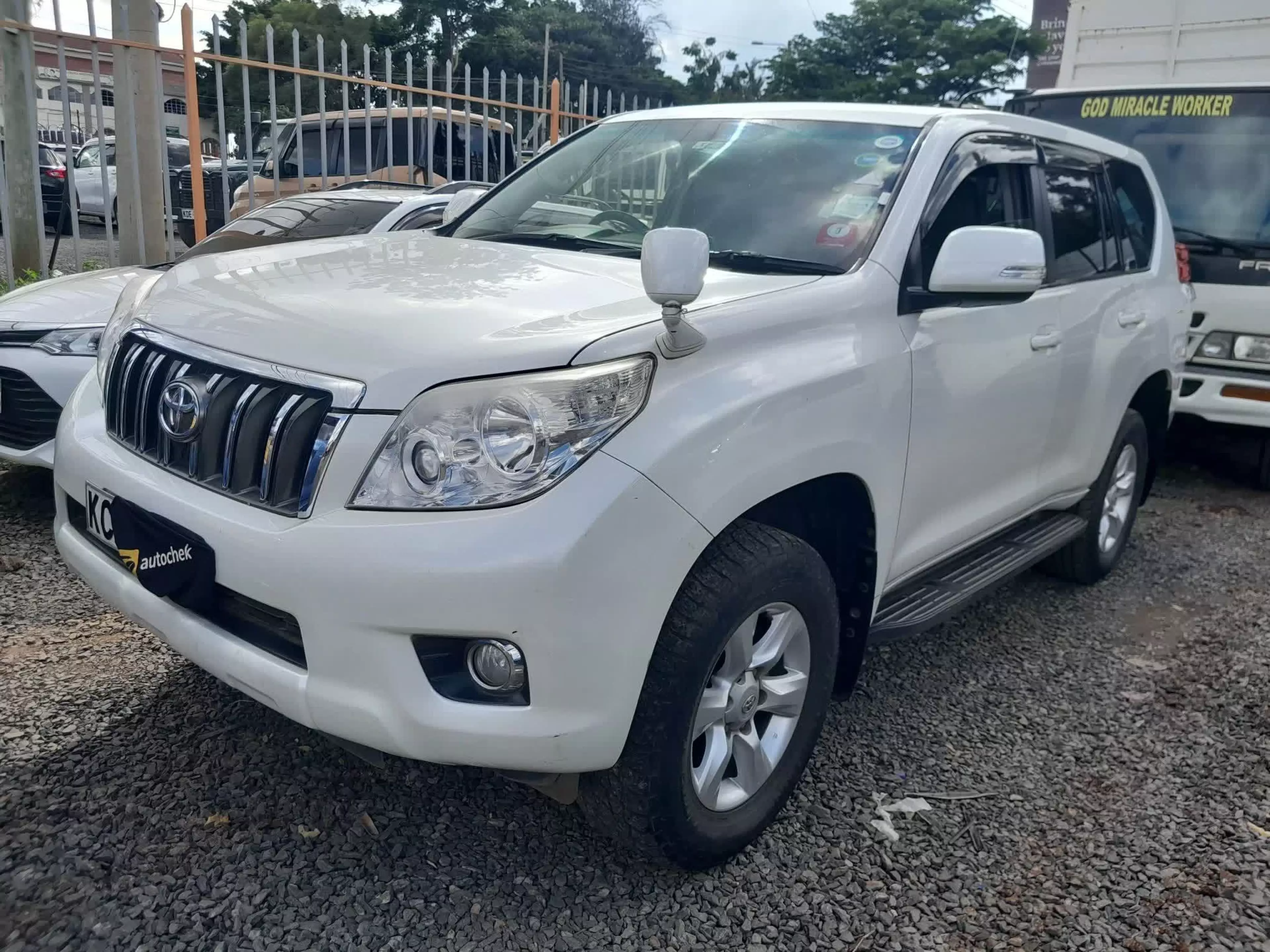 Toyota Landcruiser prado TX - 2013
