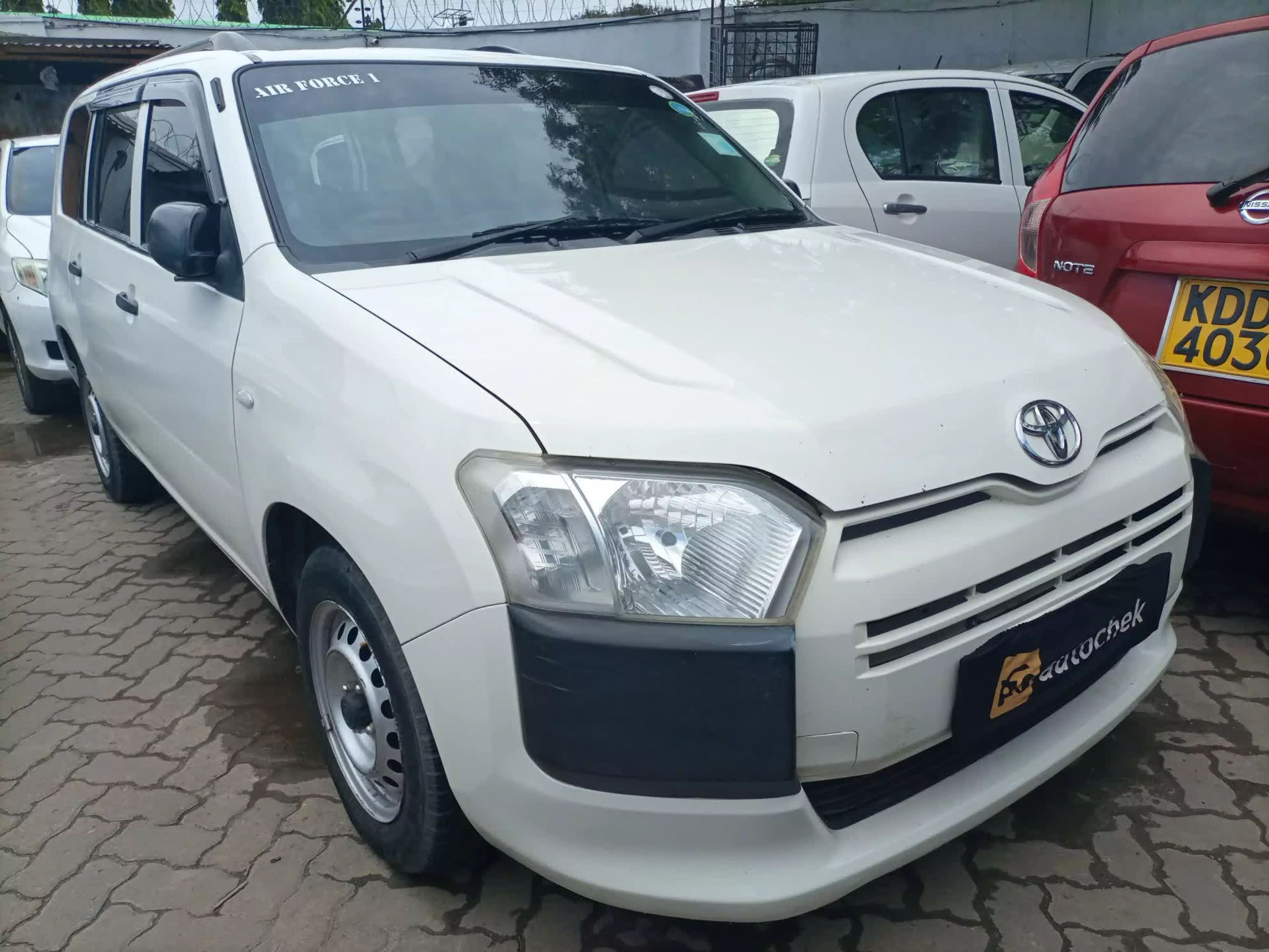 Toyota Probox  - 2014