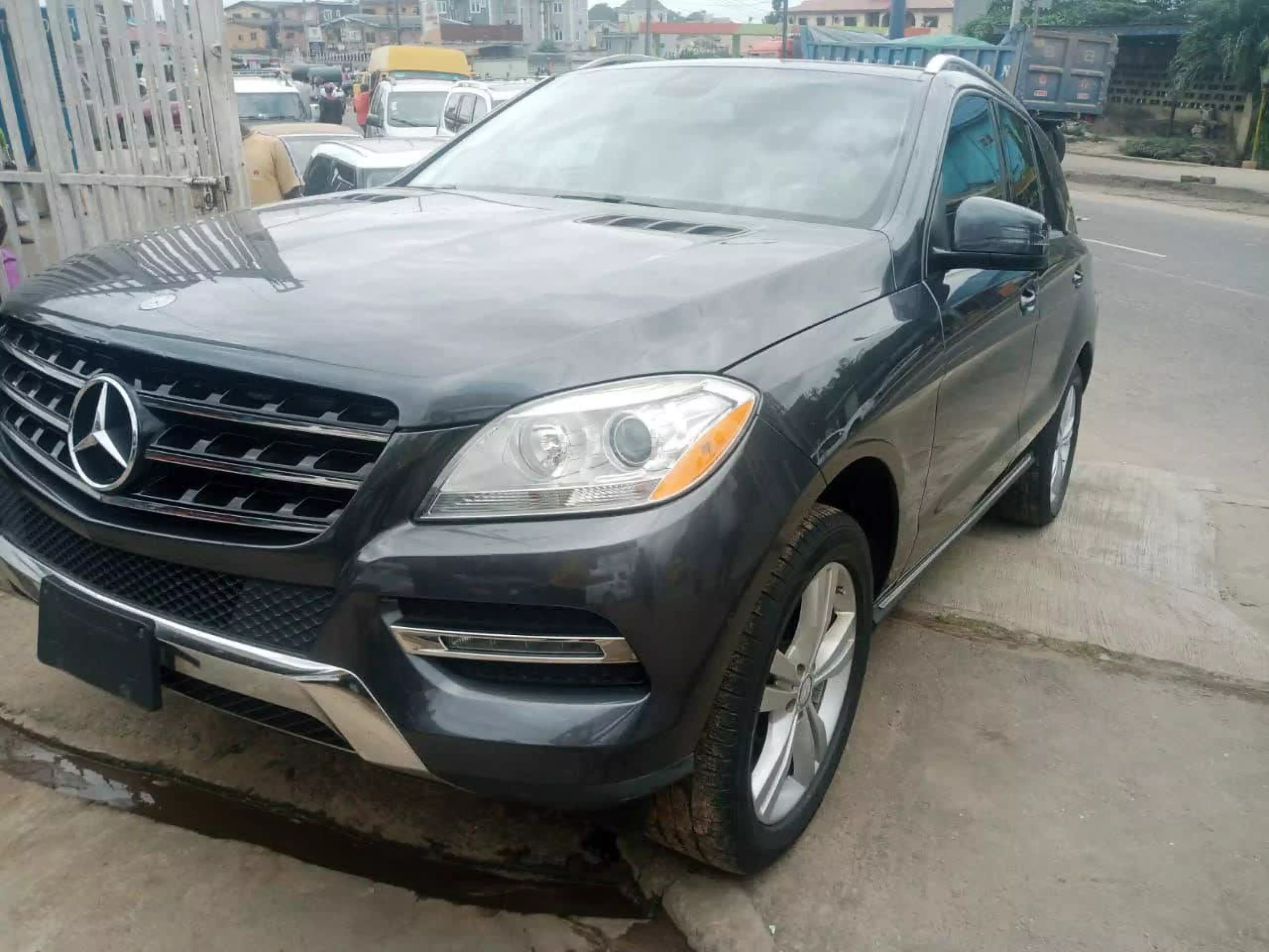 Mercedes-Benz ML 350 - 2013