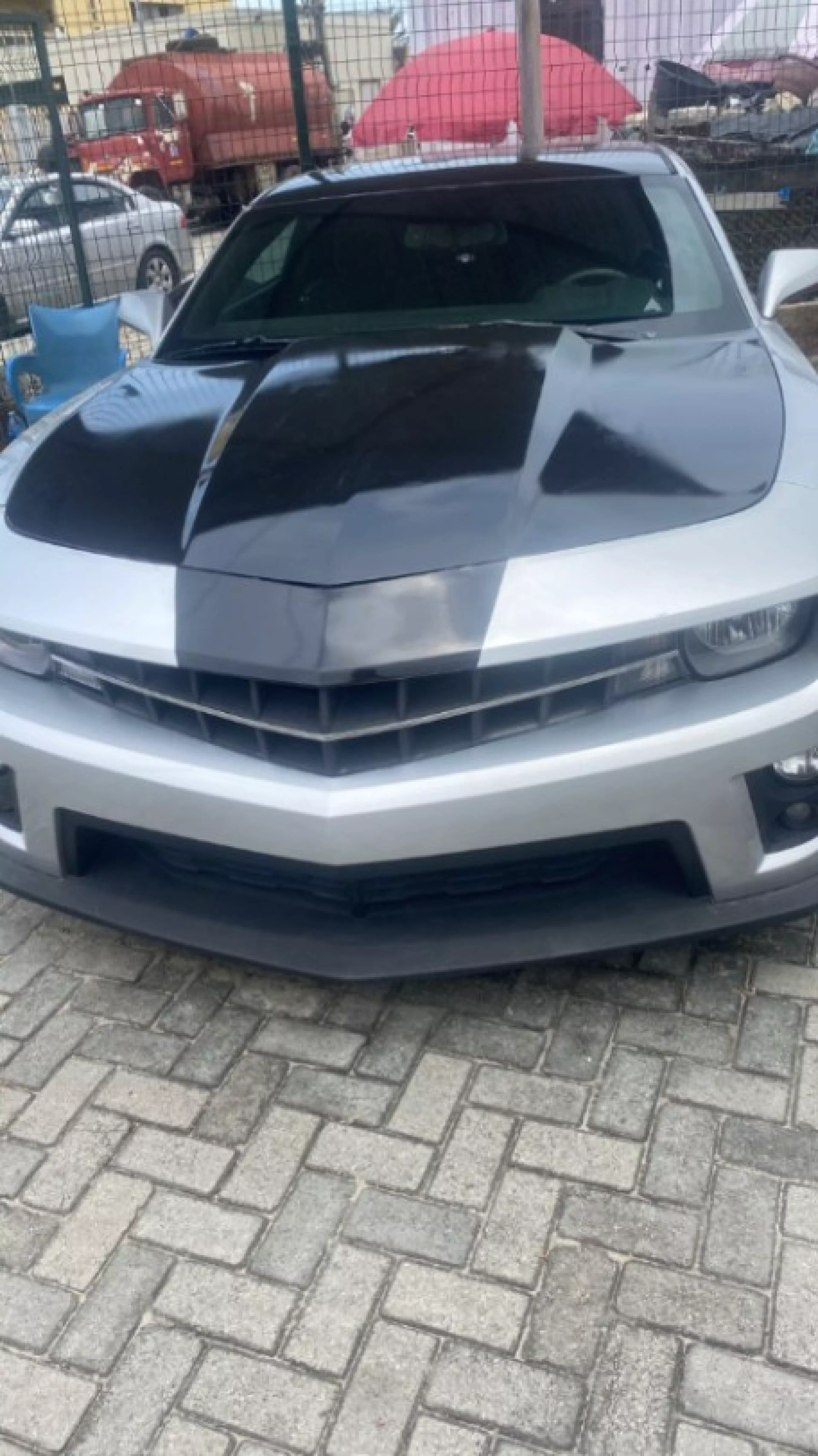 Chevrolet Camaro - 2011