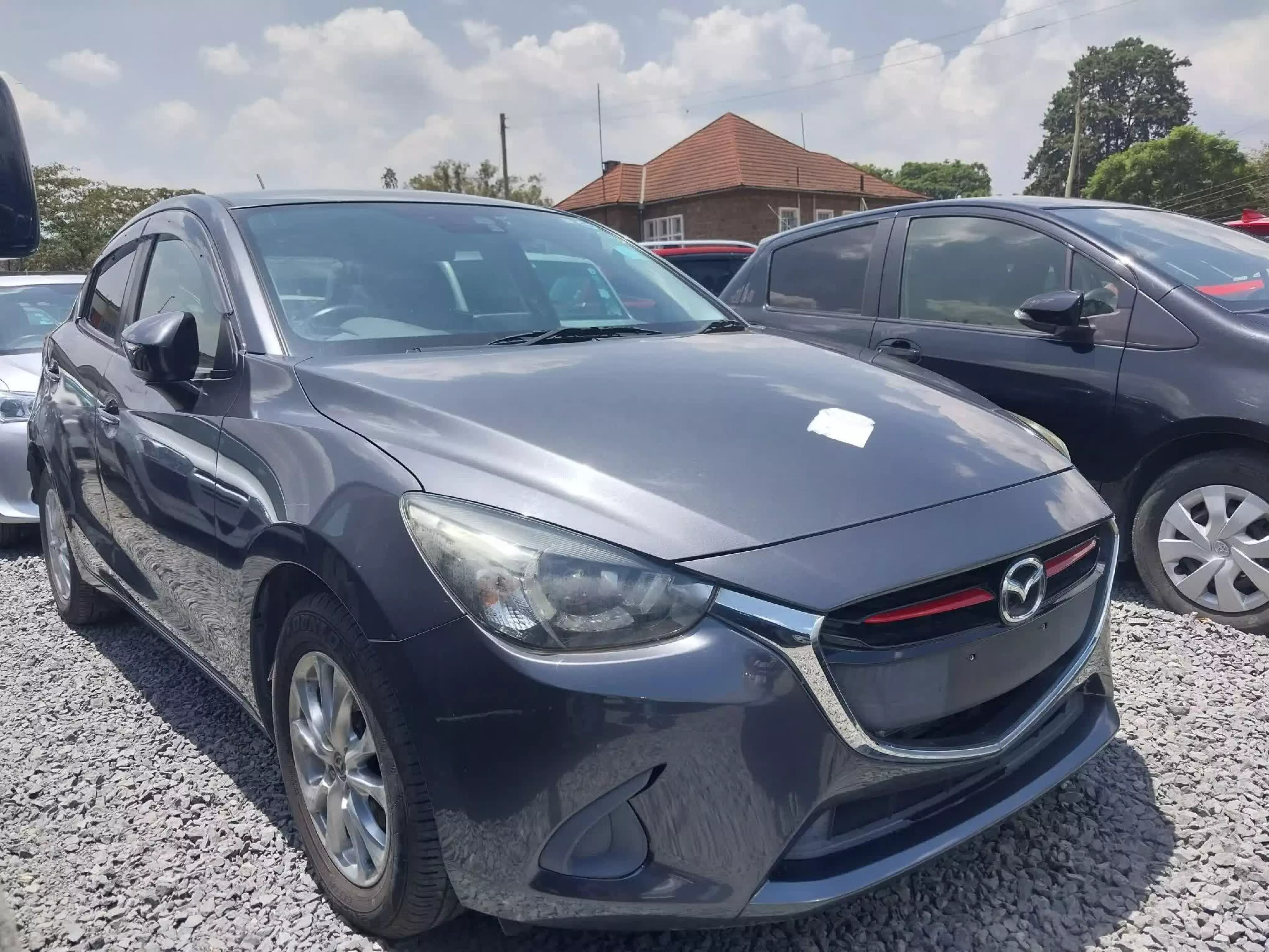 Mazda Demio  - 2016