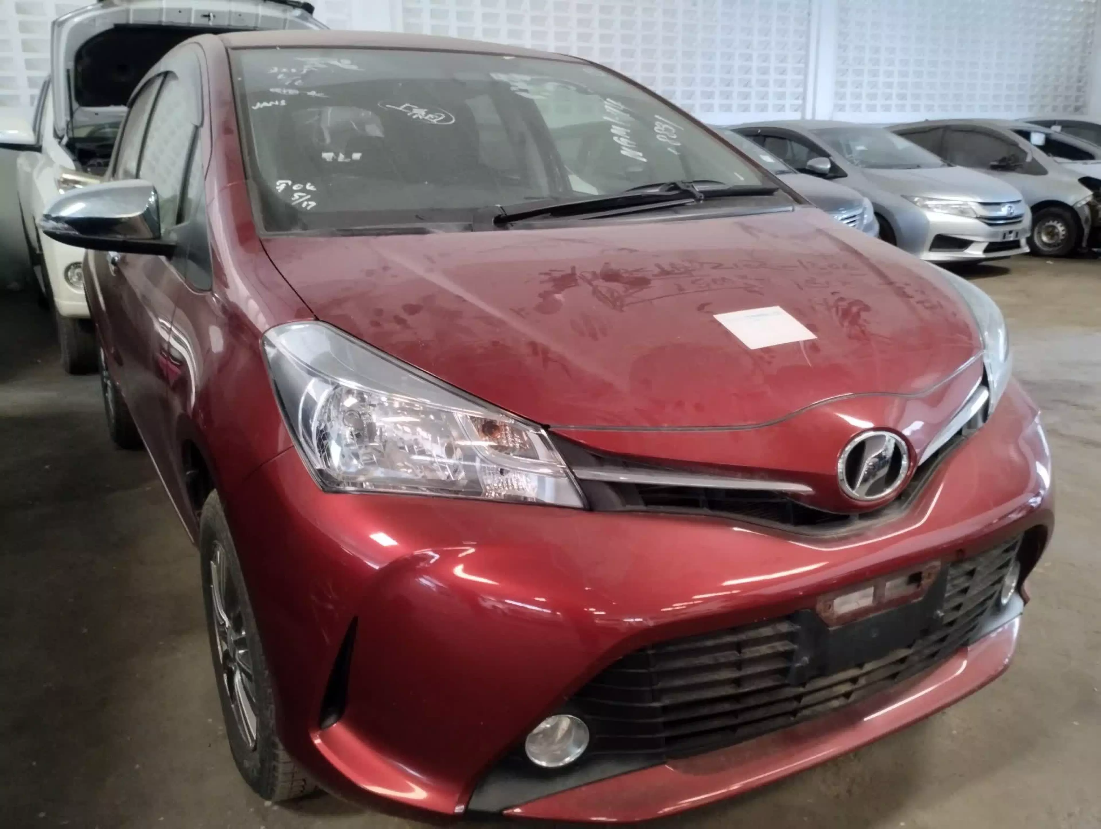 Toyota Vitz - 2016