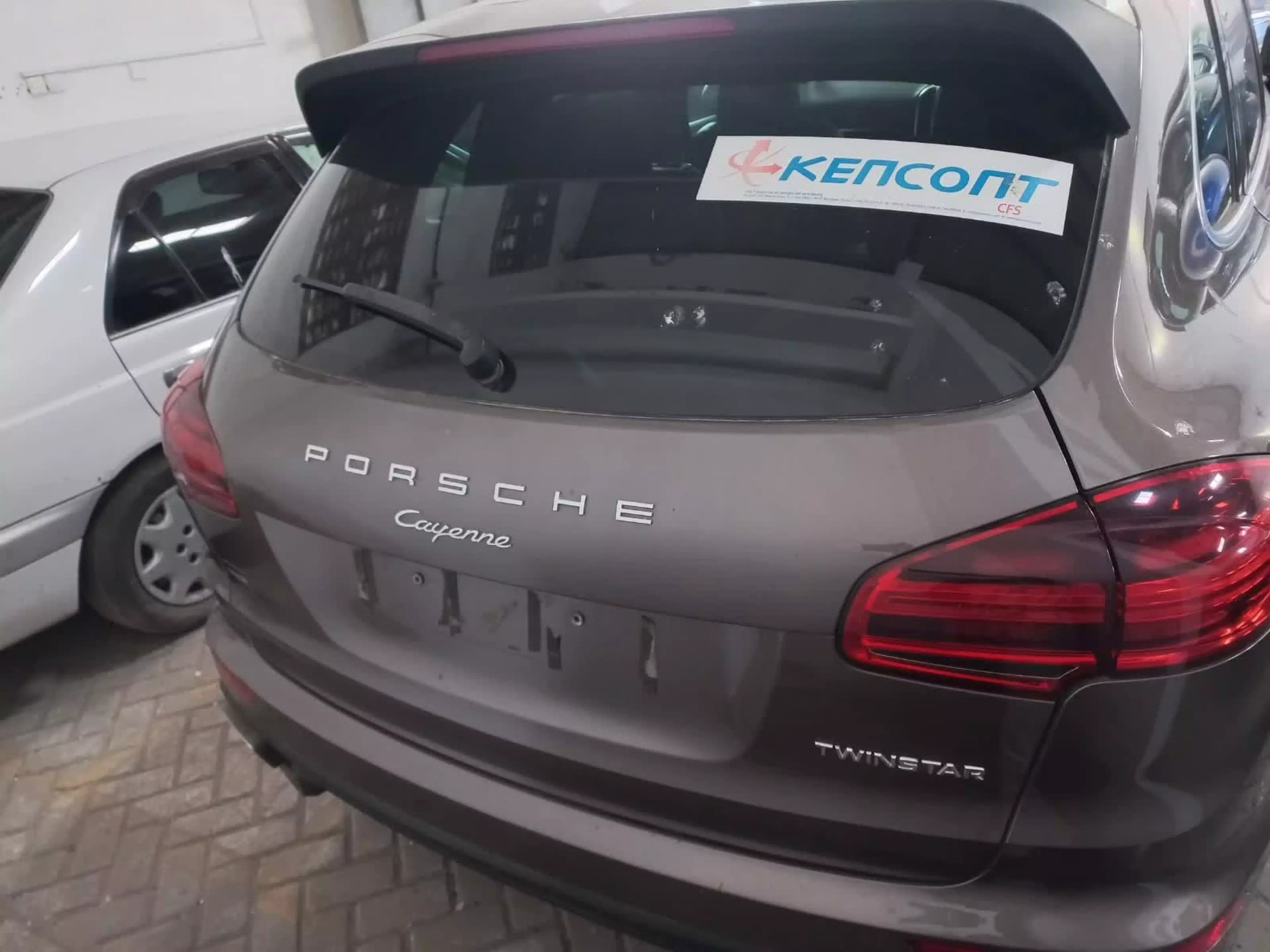 PORSCHE Cayenne   - 2016