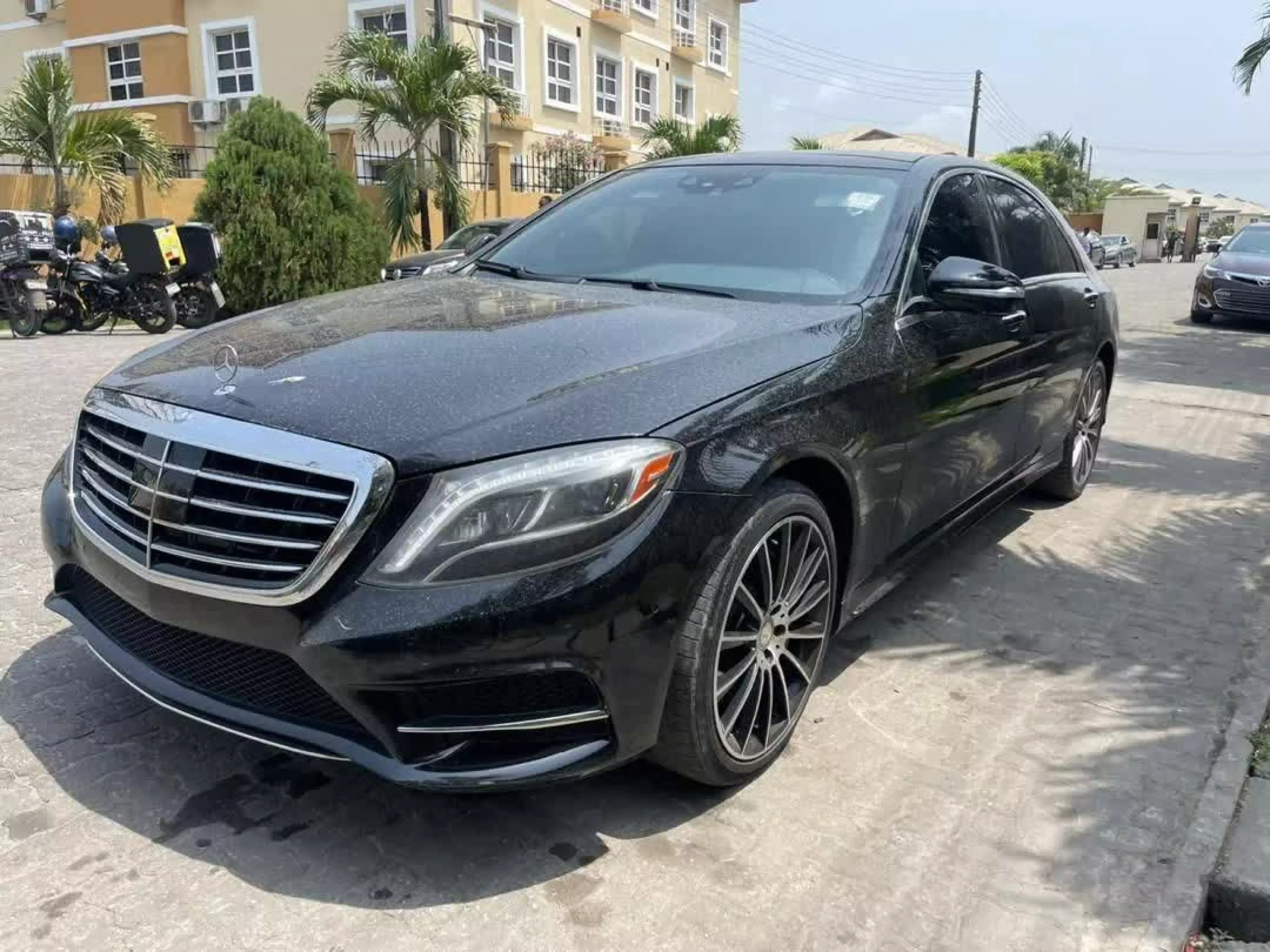 Mercedes-Benz S 550 - 2015