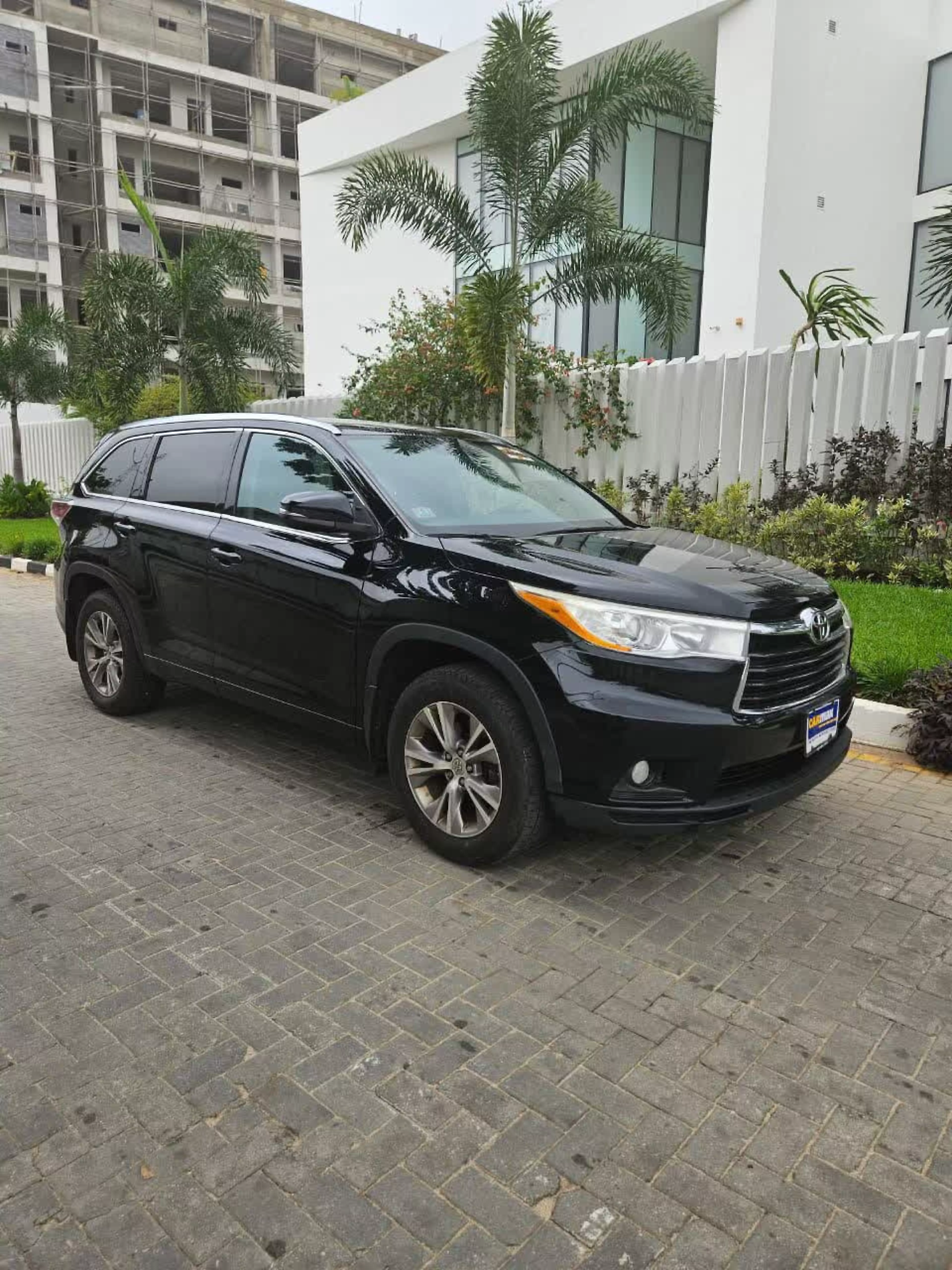 Toyota Highlander   - 2014