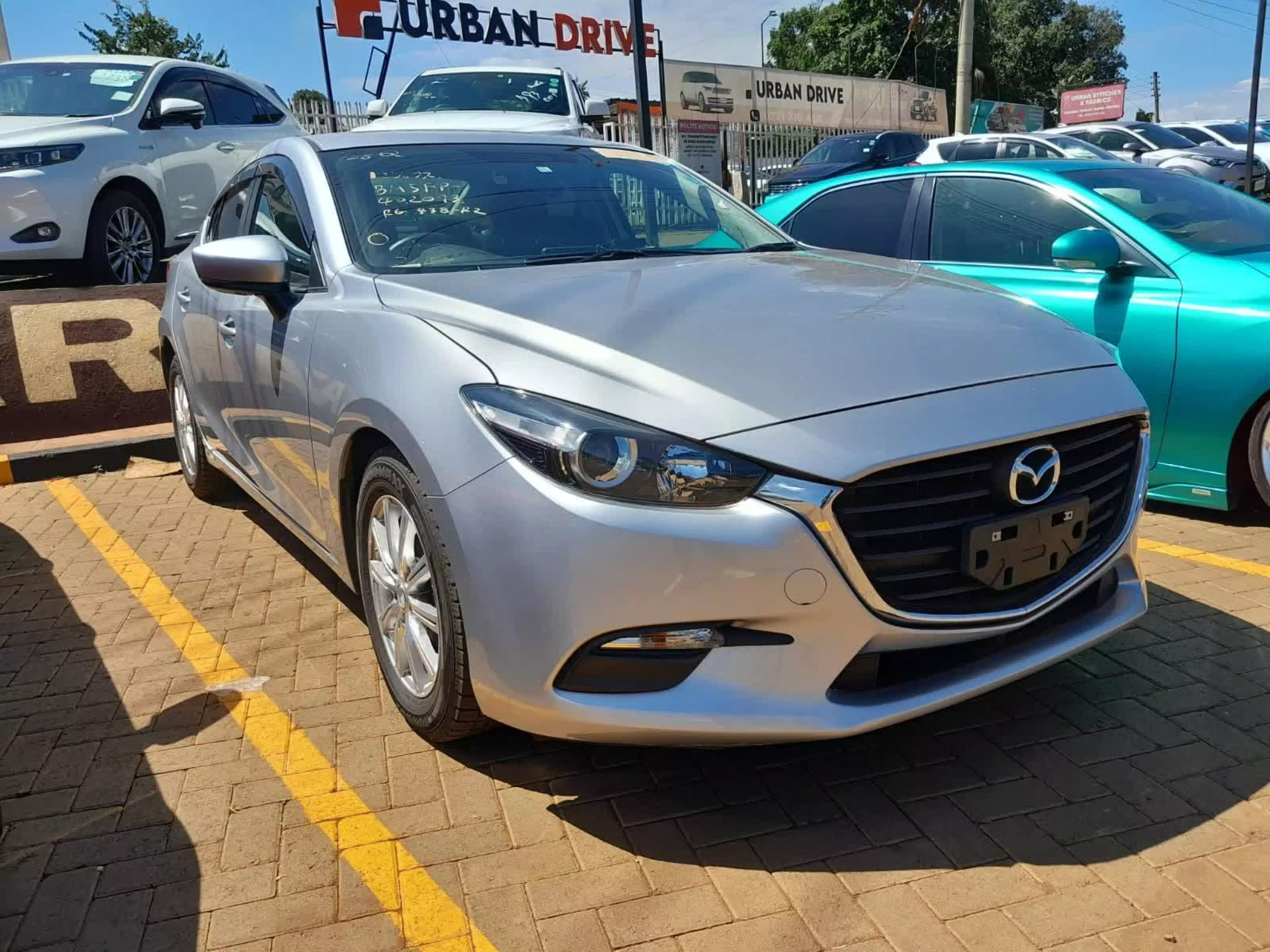 Mazda Axela  - 2016