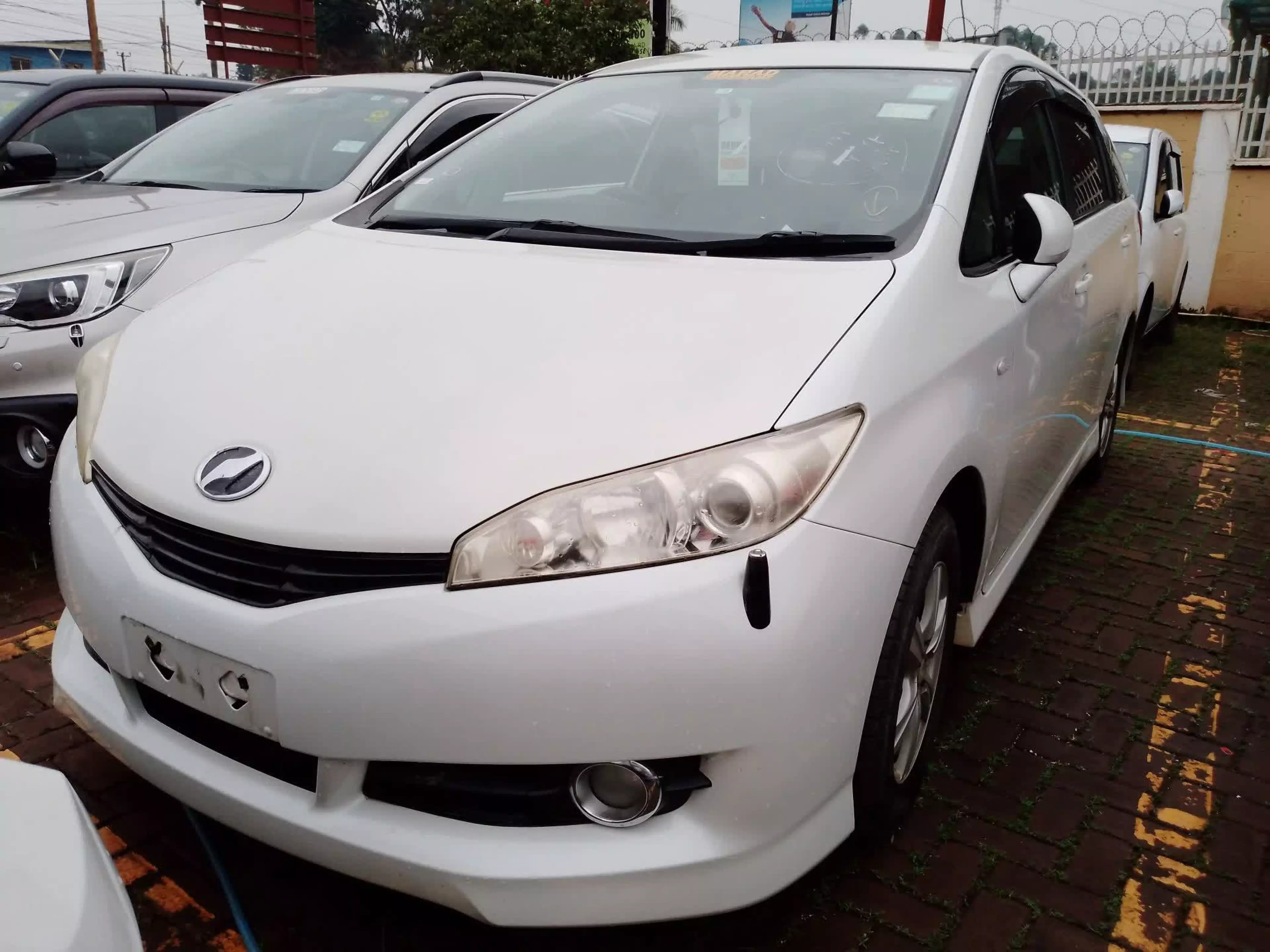 Toyota Wish - 2010