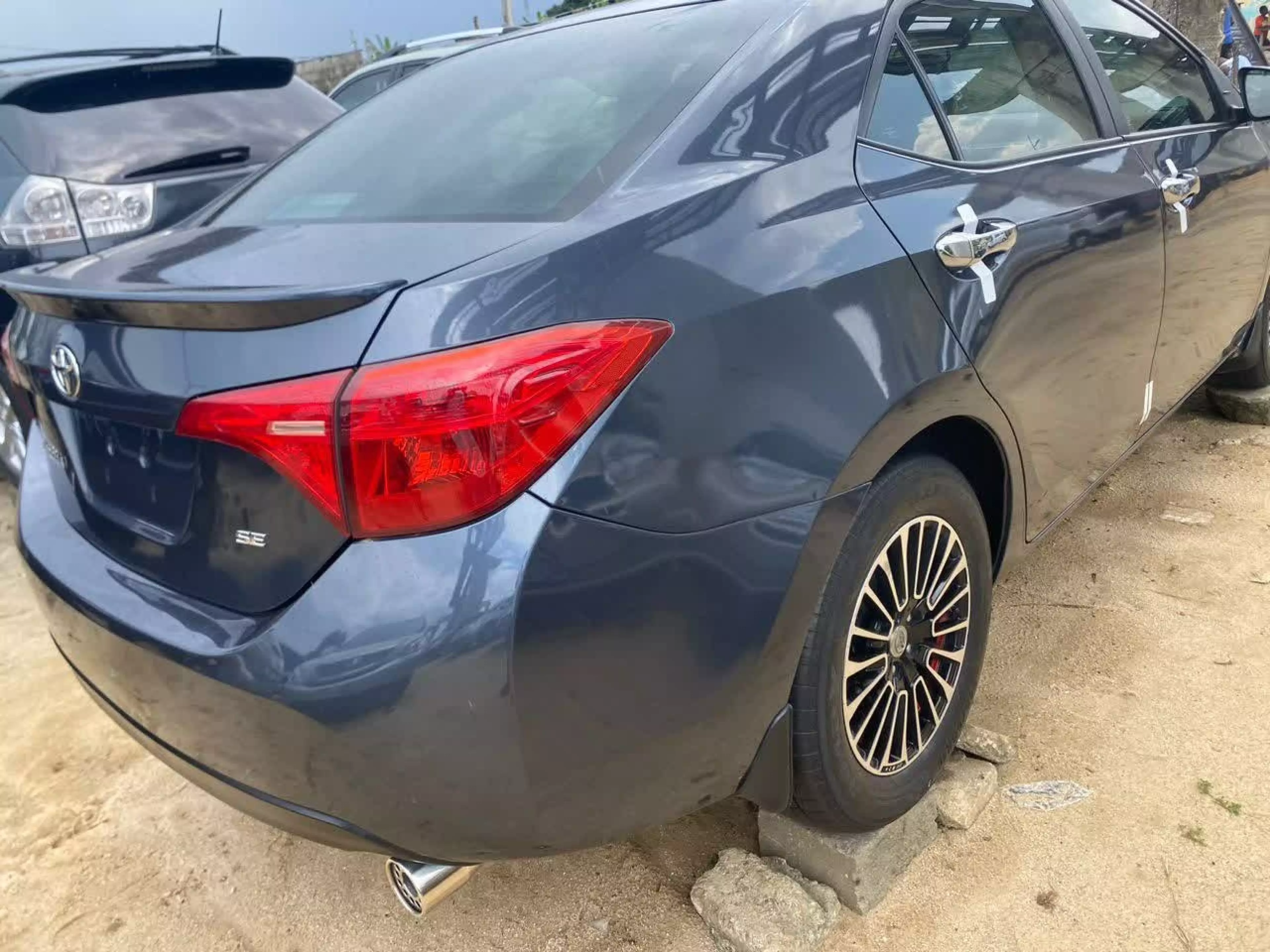 Toyota Corolla   - 2015