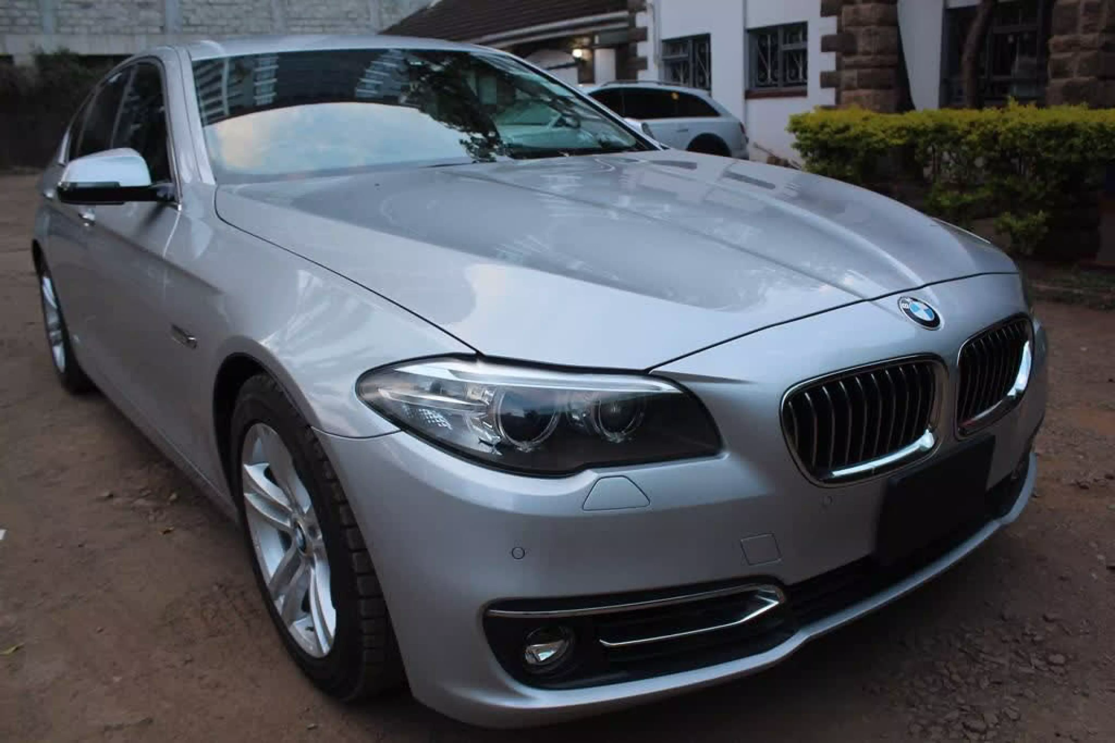 BMW 523I - 2015