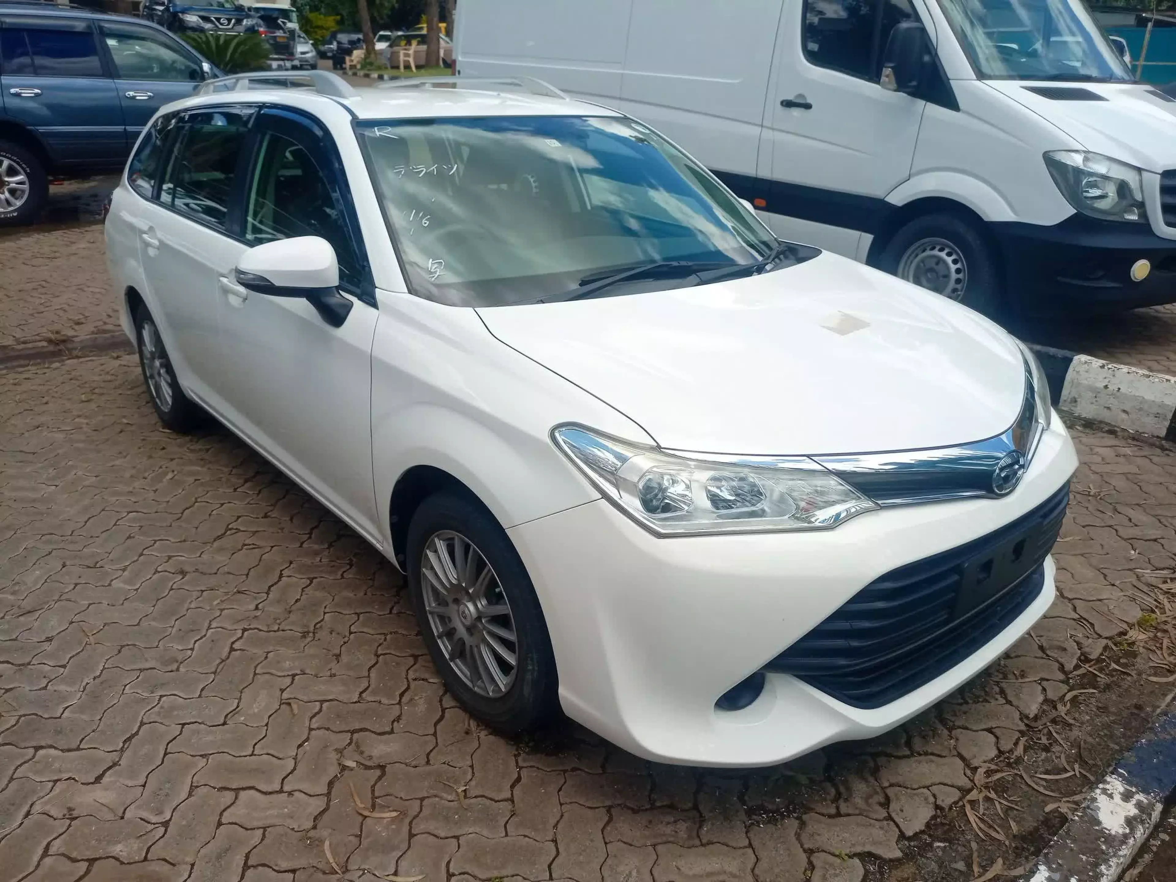 Toyota Fielder  - 2016