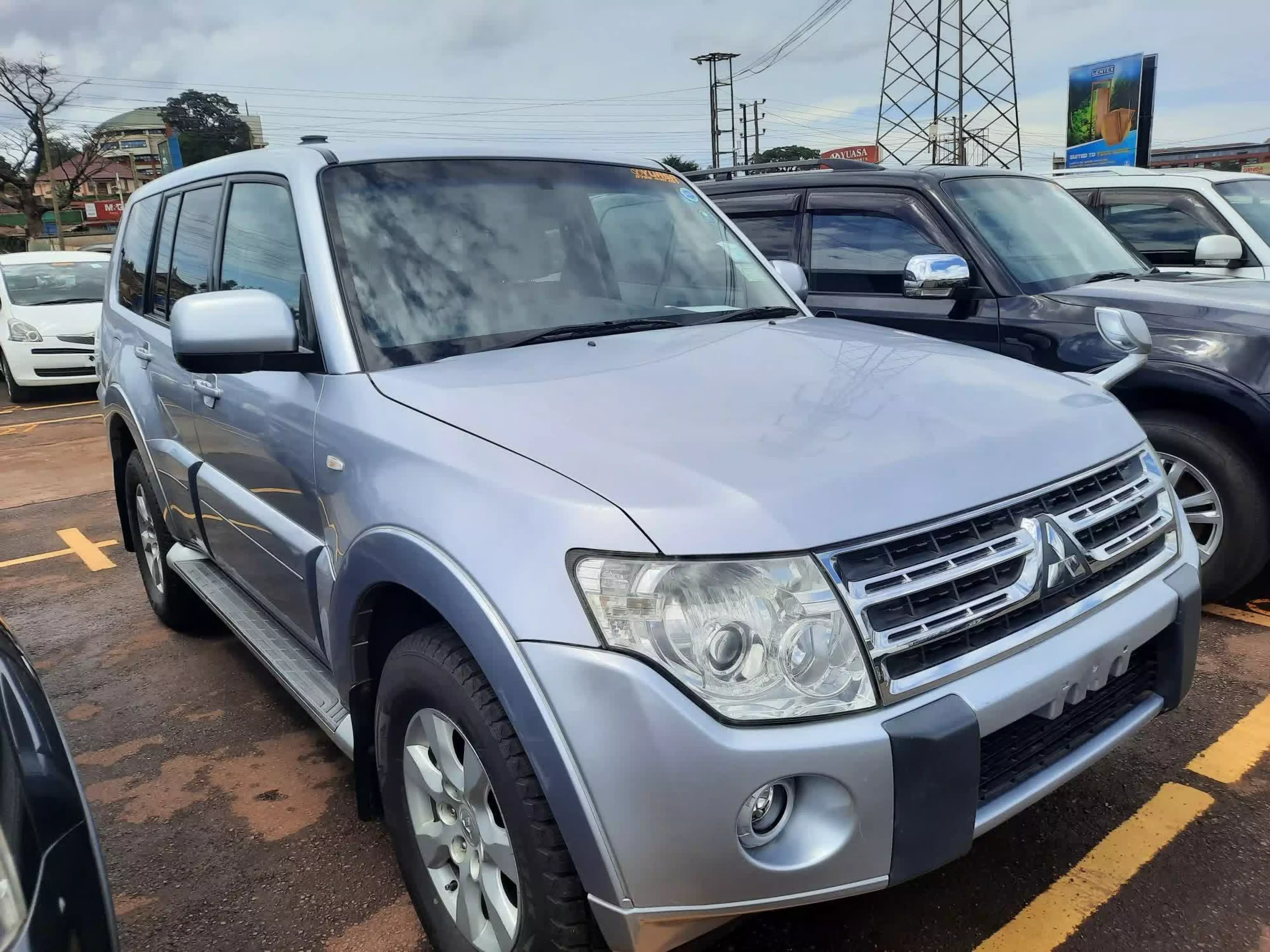 Mitsubishi Pajero - 2009