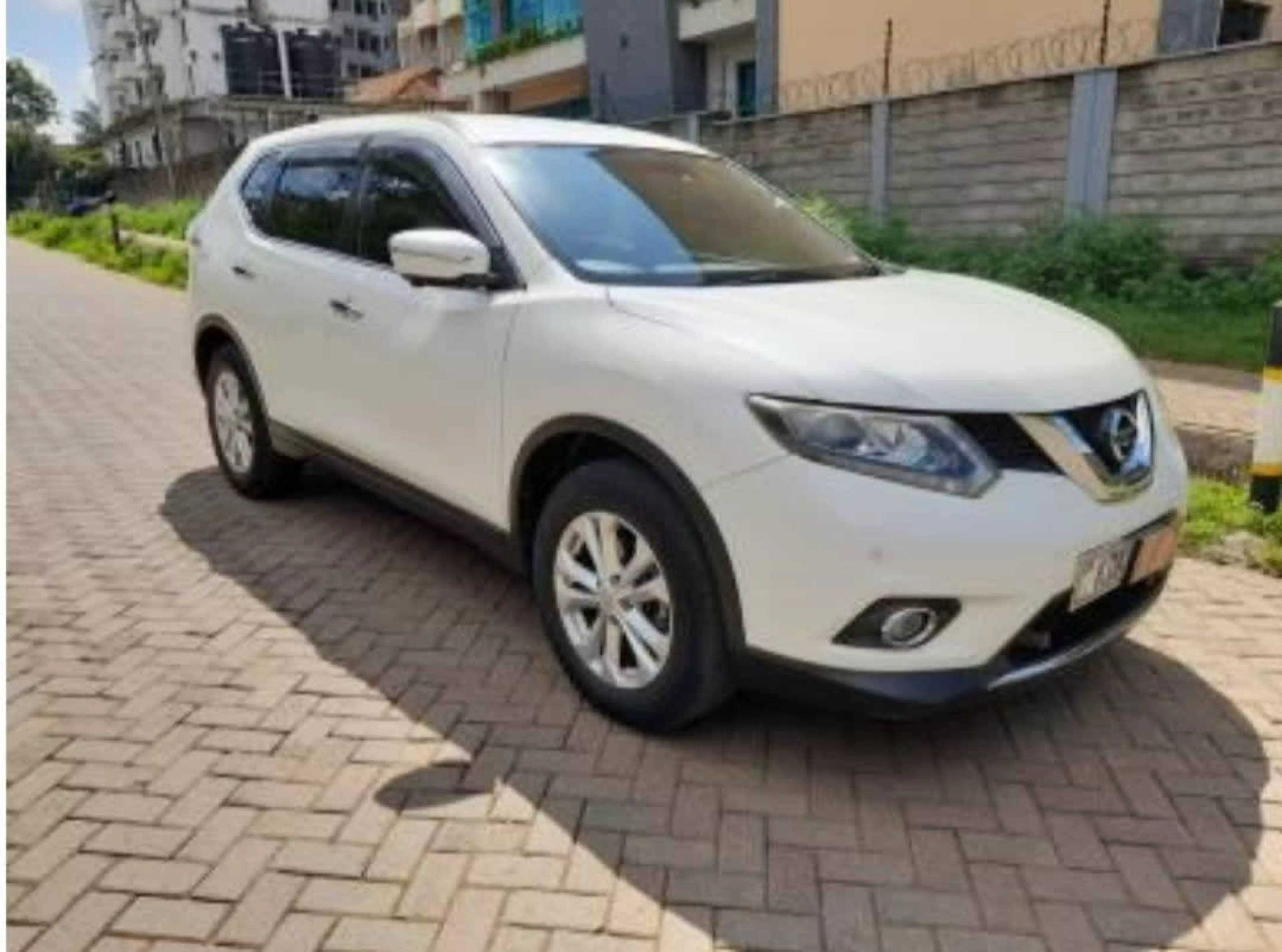 Nissan X-Trail - 2015