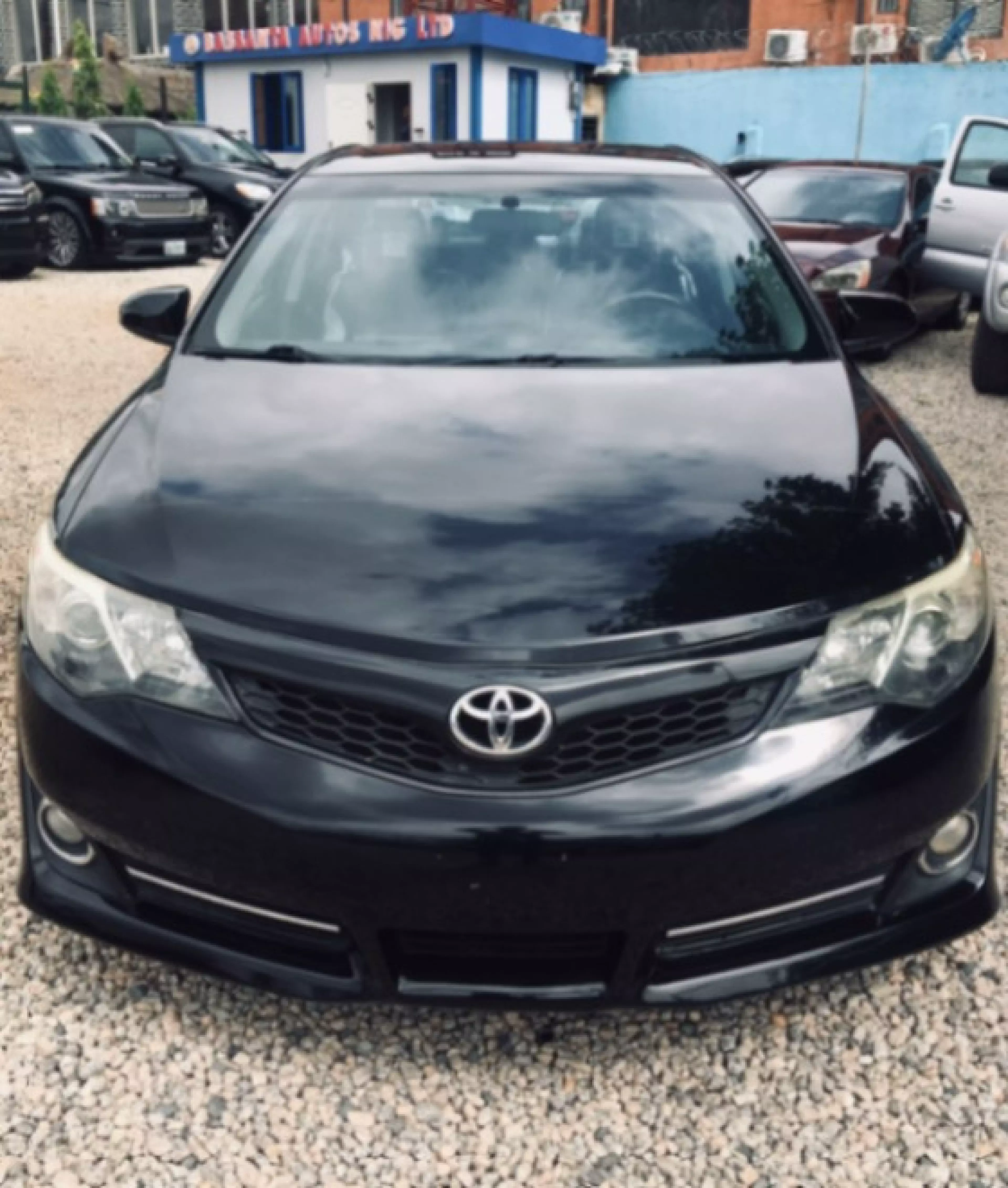 Toyota Camry - 2012