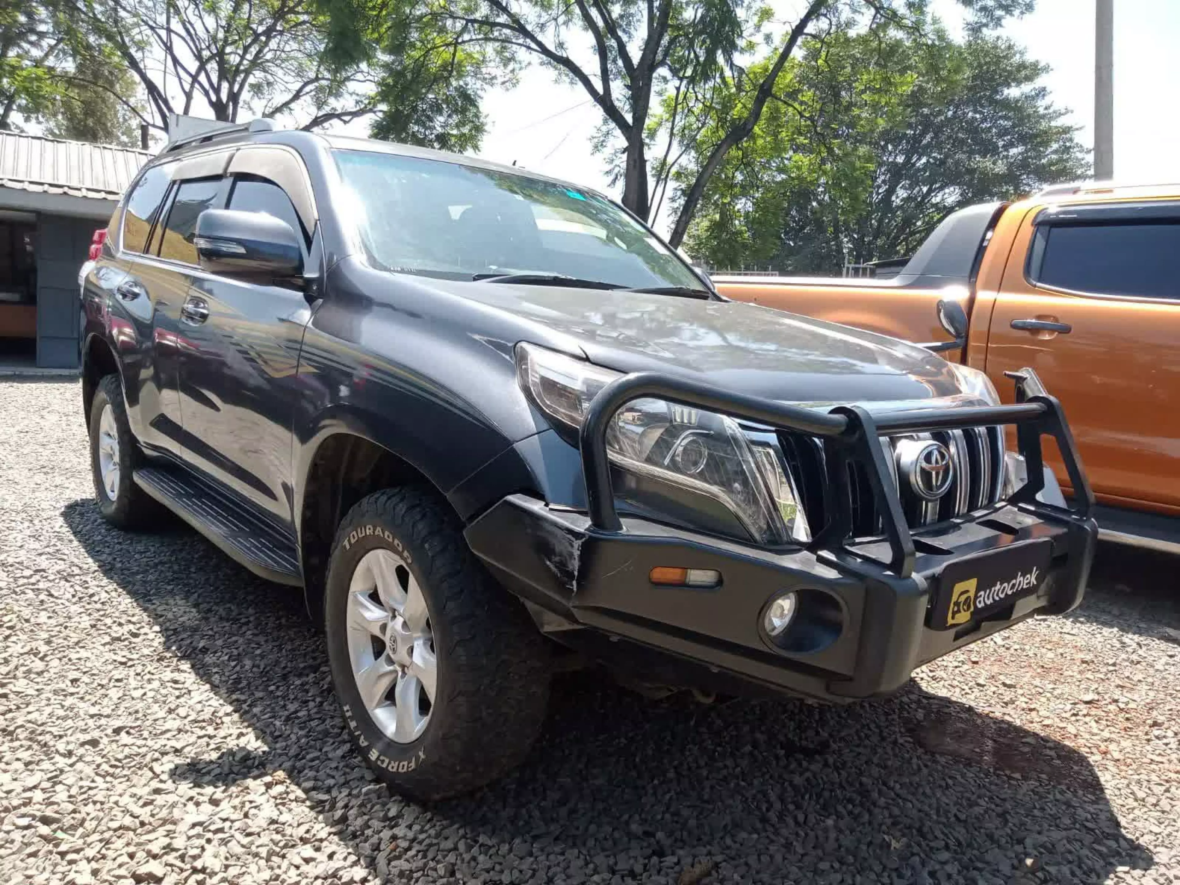 Toyota Landcruiser prado TX - 2011