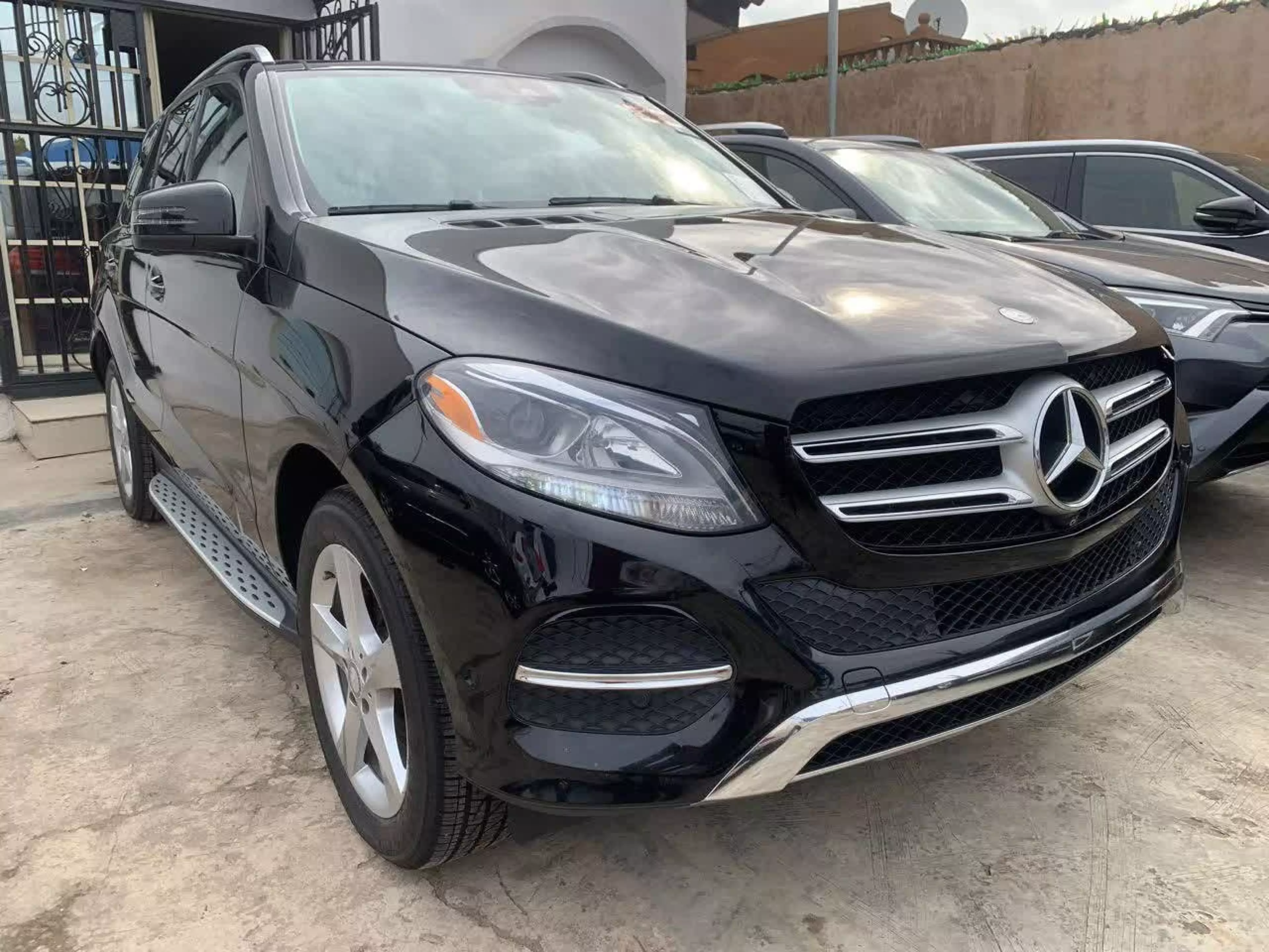 Mercedes-Benz GLE 350 - 2016