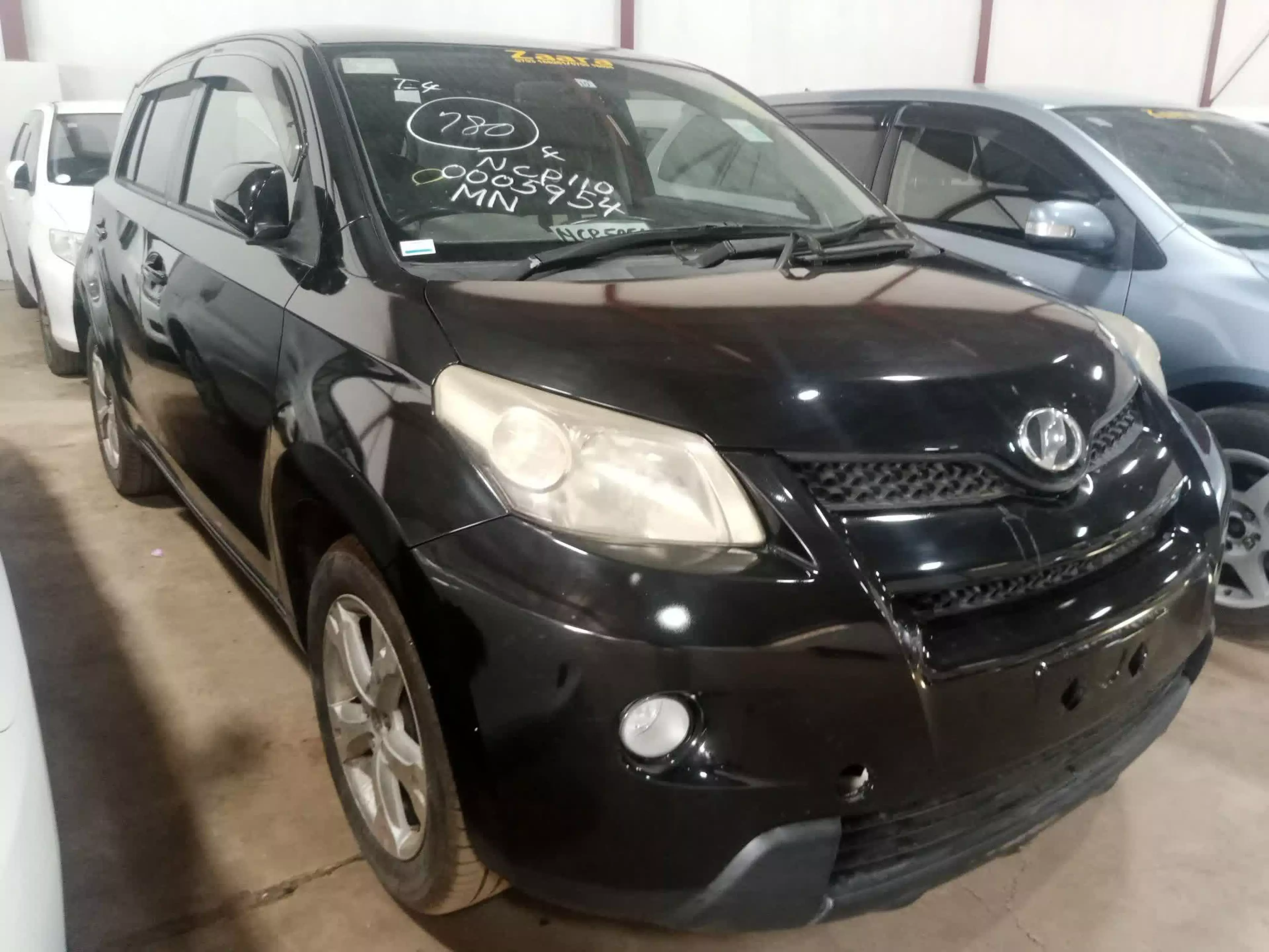 Toyota Ist  - 2009