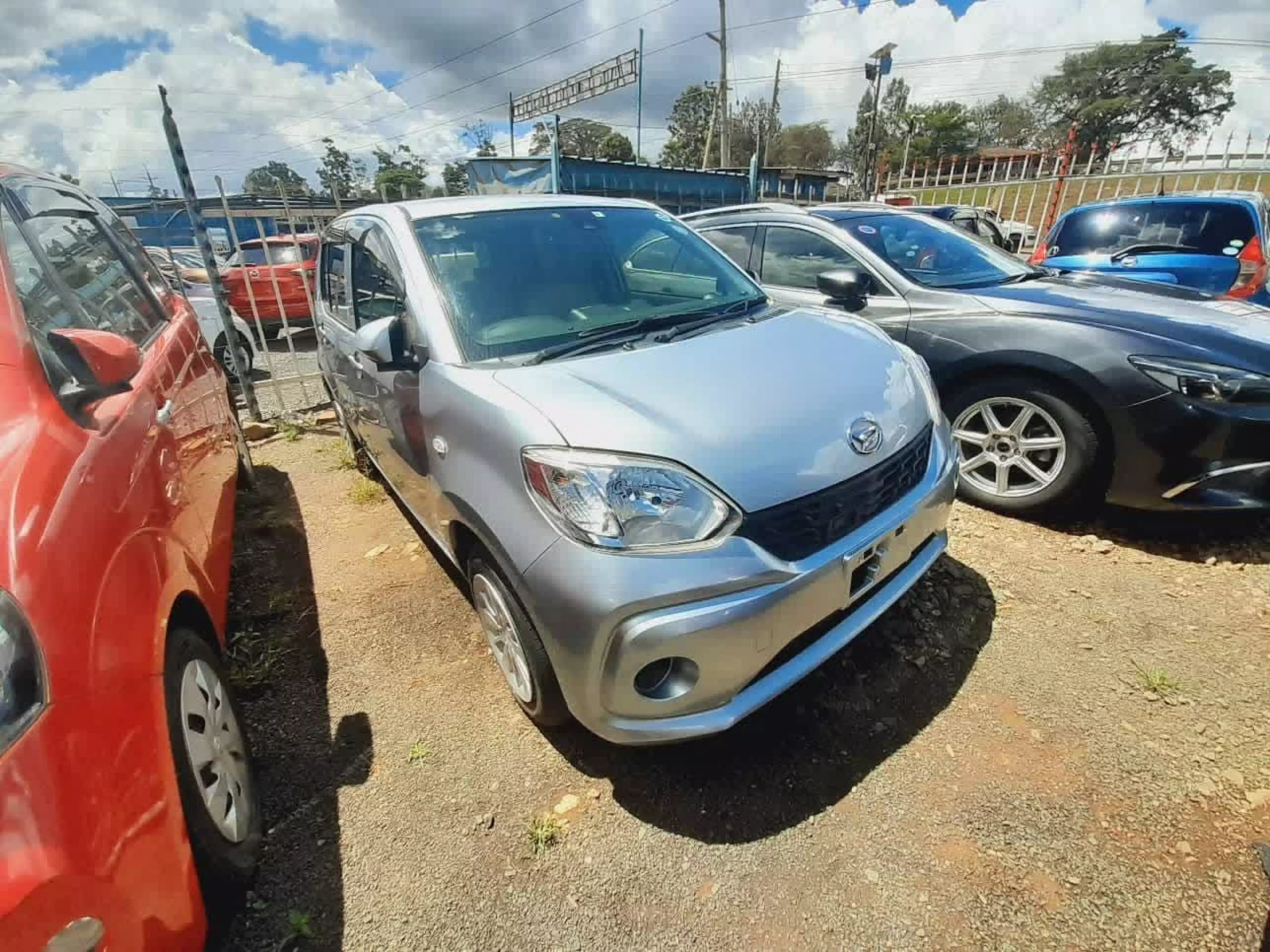Daihatsu Boon  - 2016