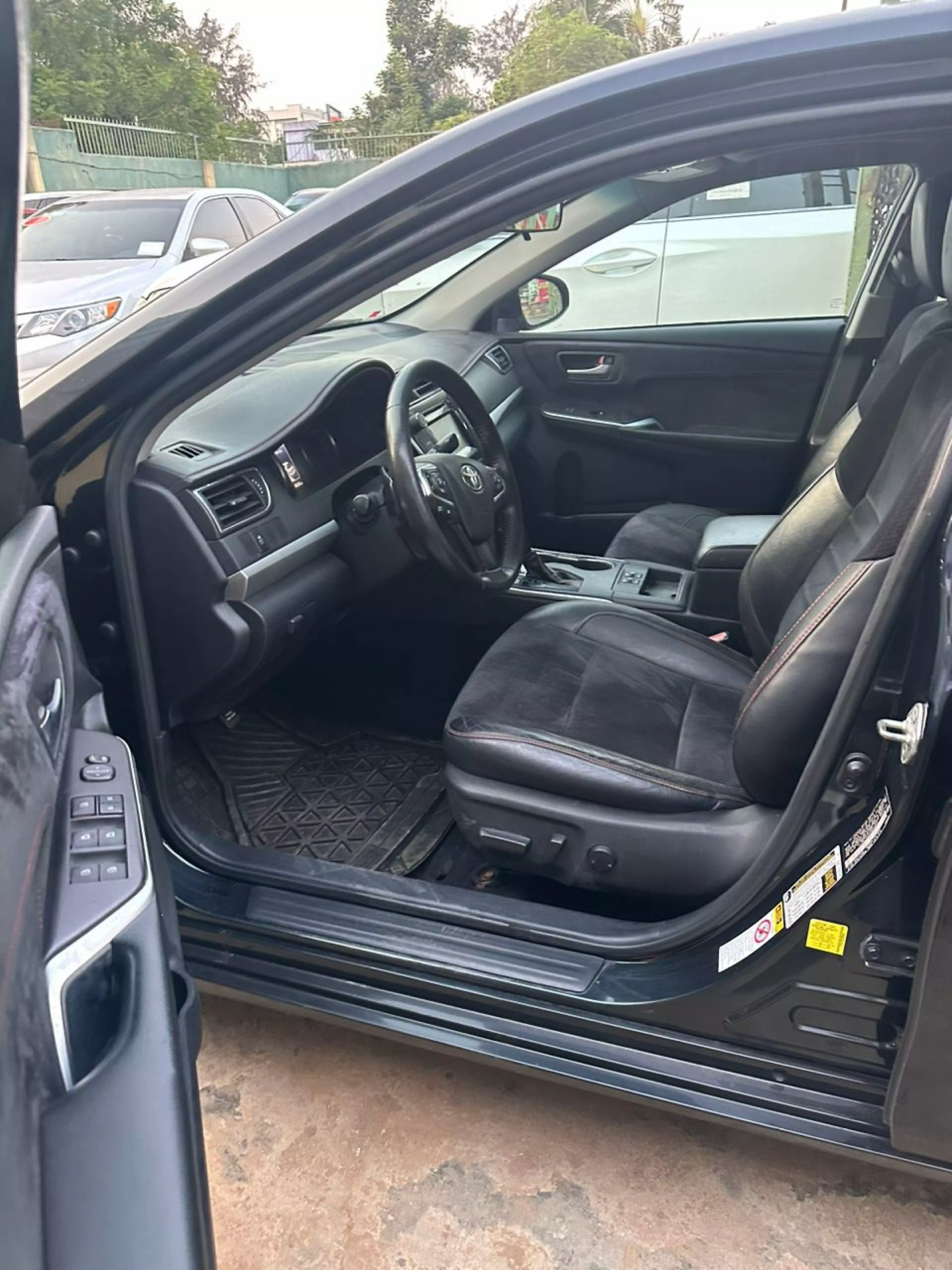 Toyota Camry   - 2015