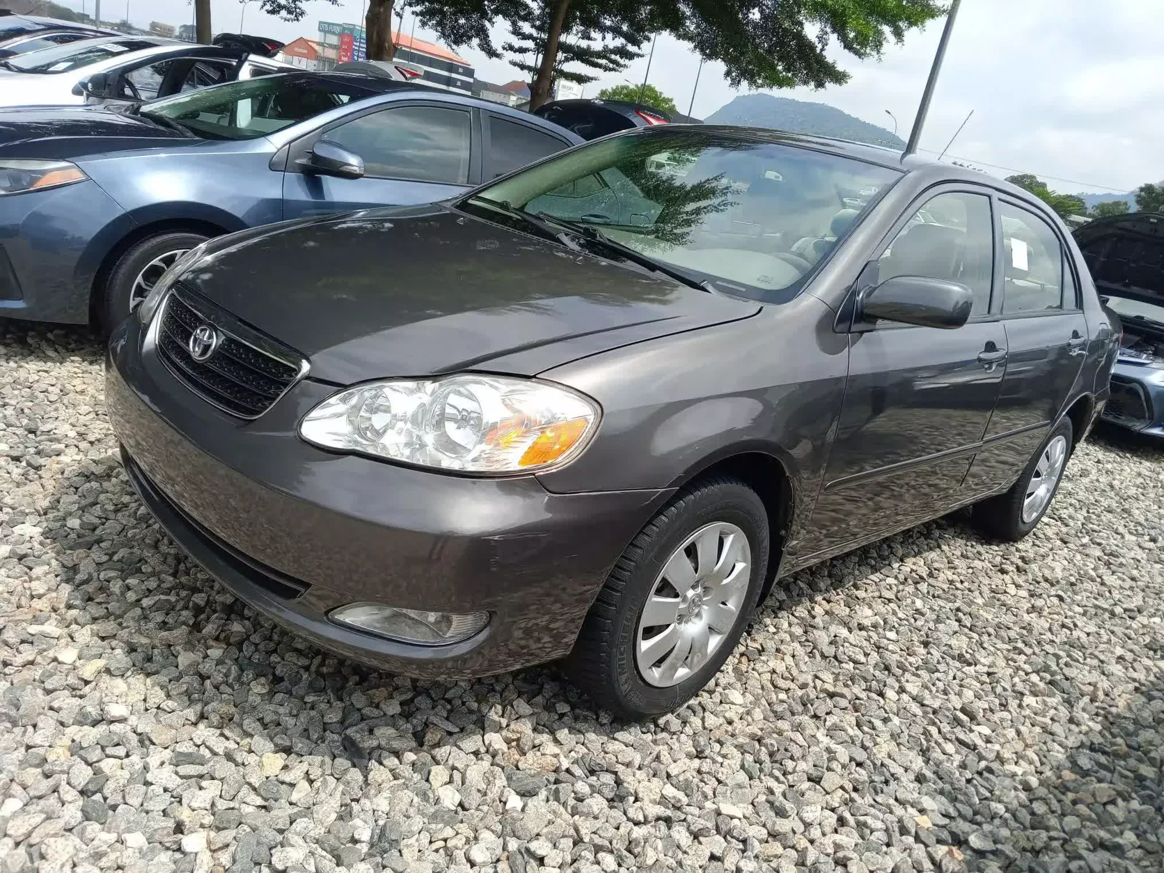 Toyota Corolla - 2005