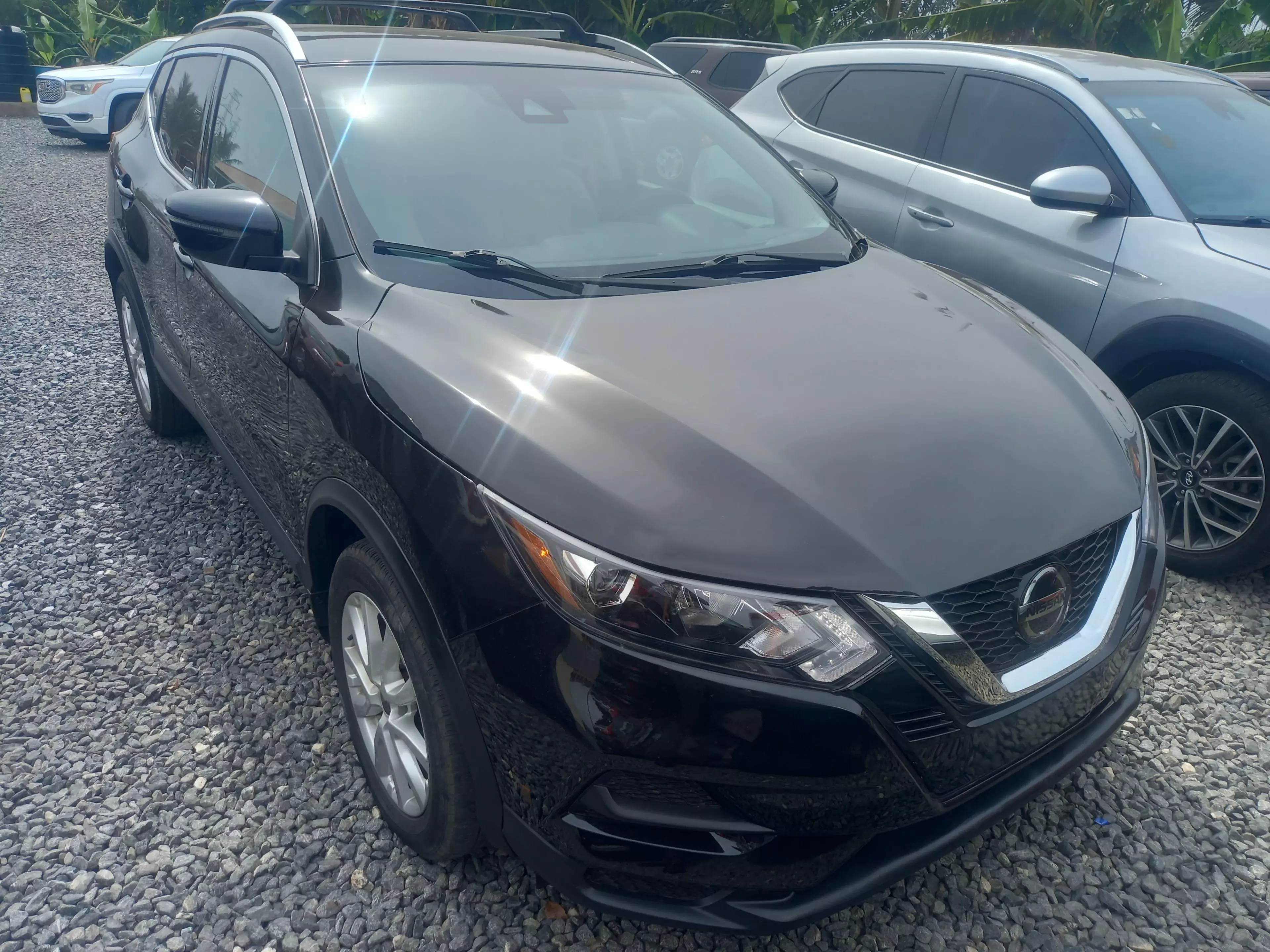 Nissan Rogue   - 2020