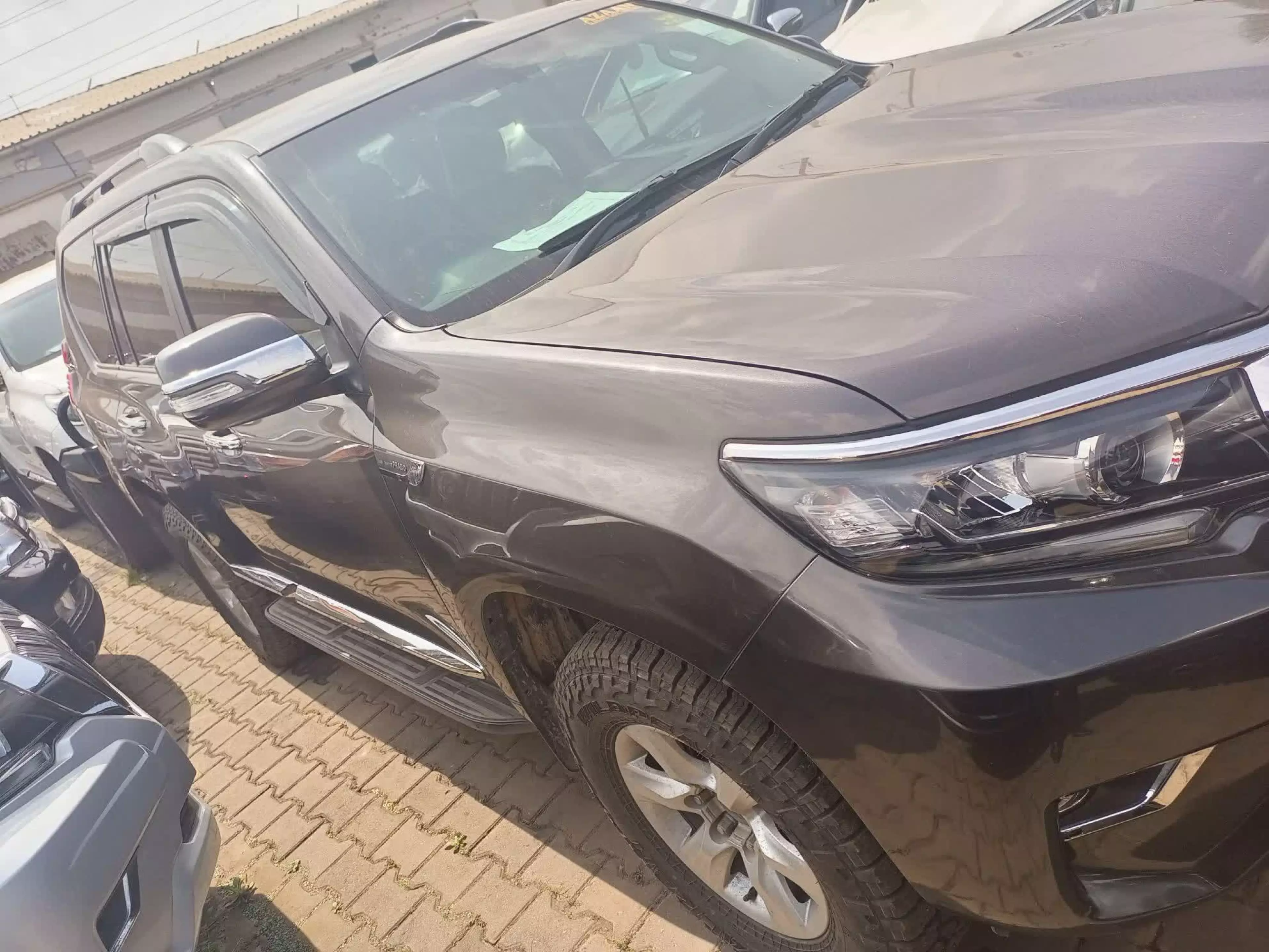 Toyota Land Cruiser - 2013