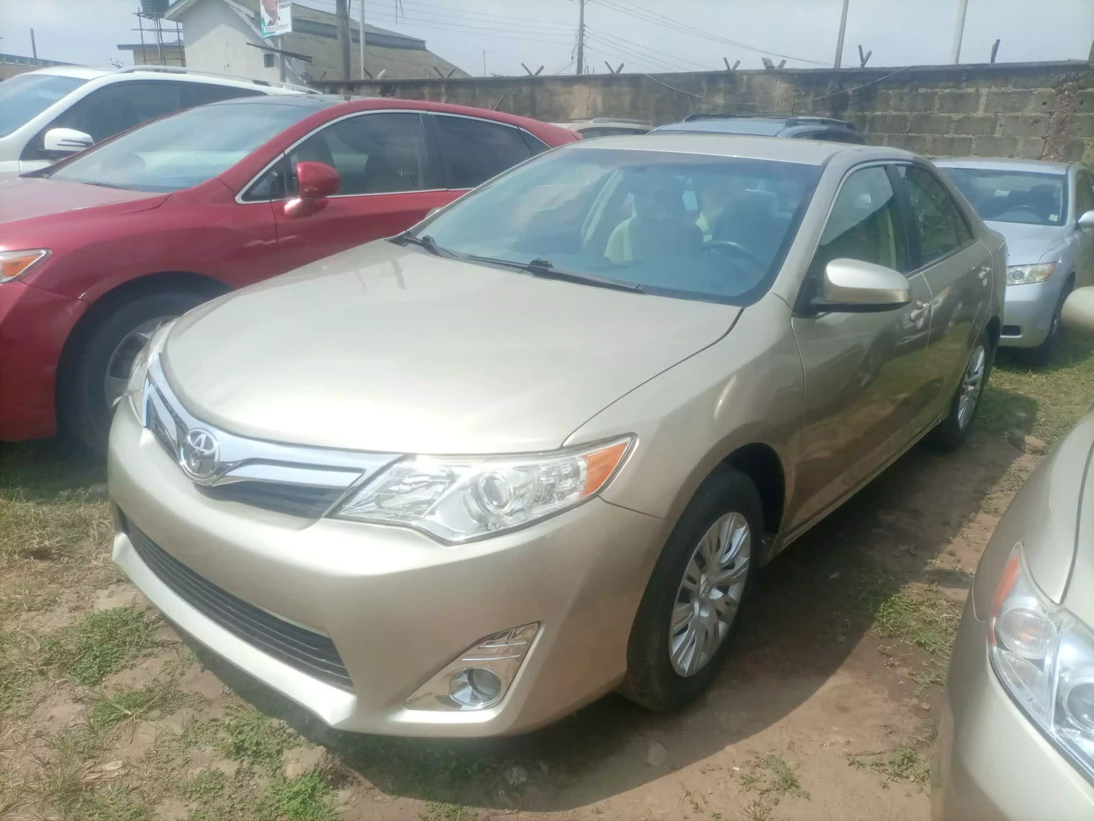 Toyota Camry - 2014