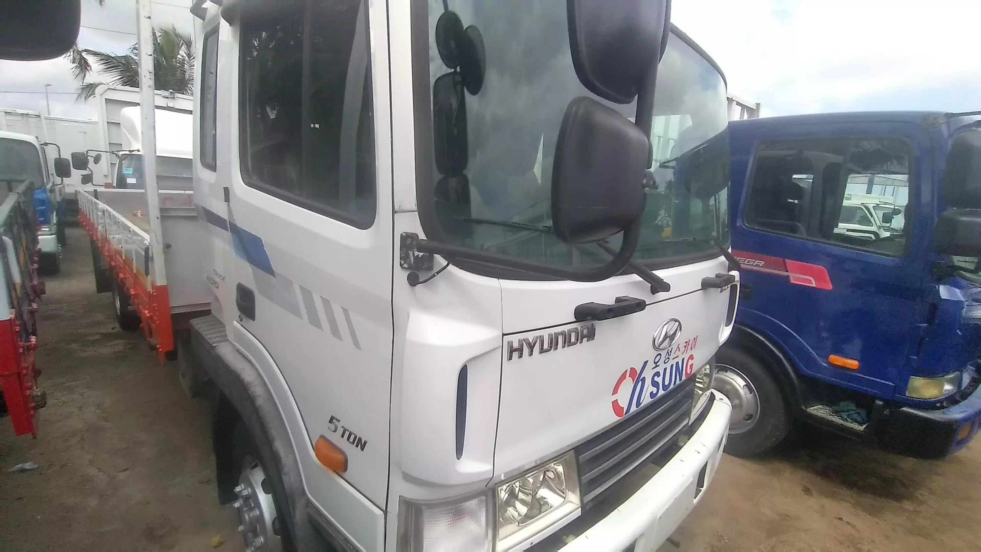 Hyundai HD TRUCK  - 2005