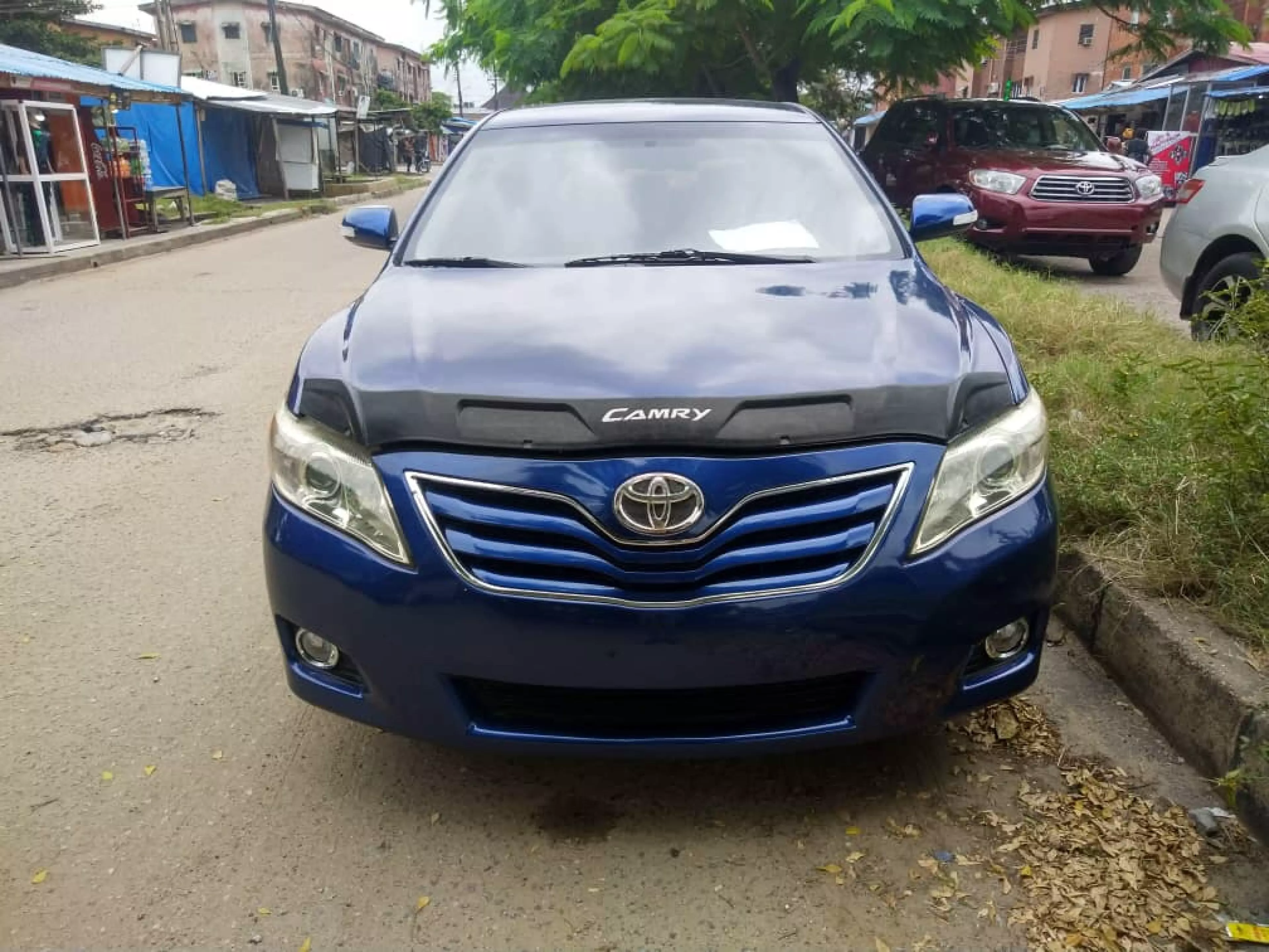 Toyota Camry - 2011