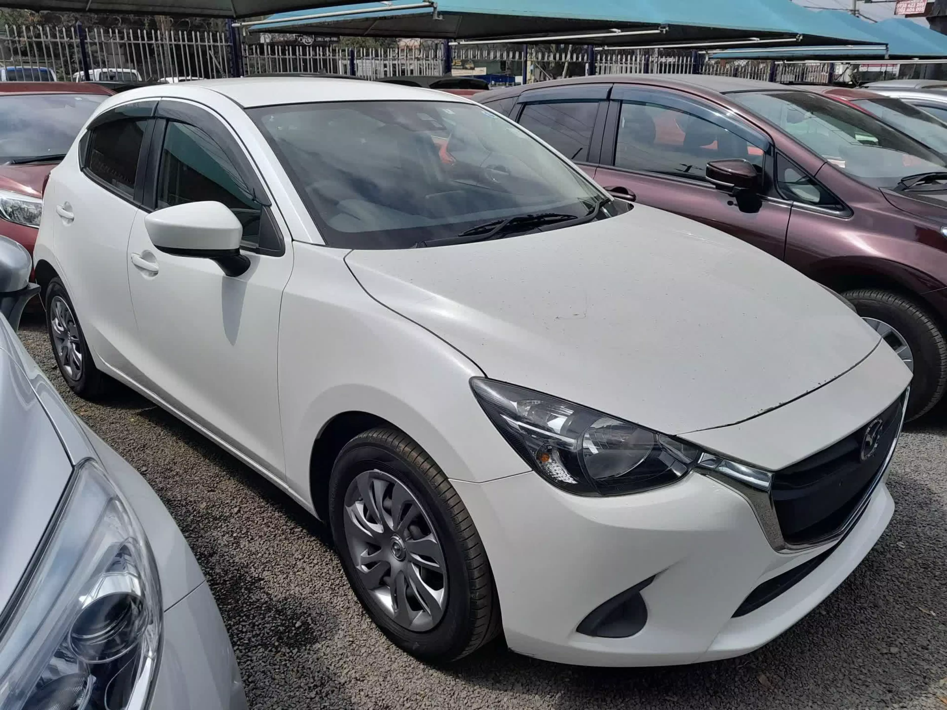 Mazda Demio  - 2016