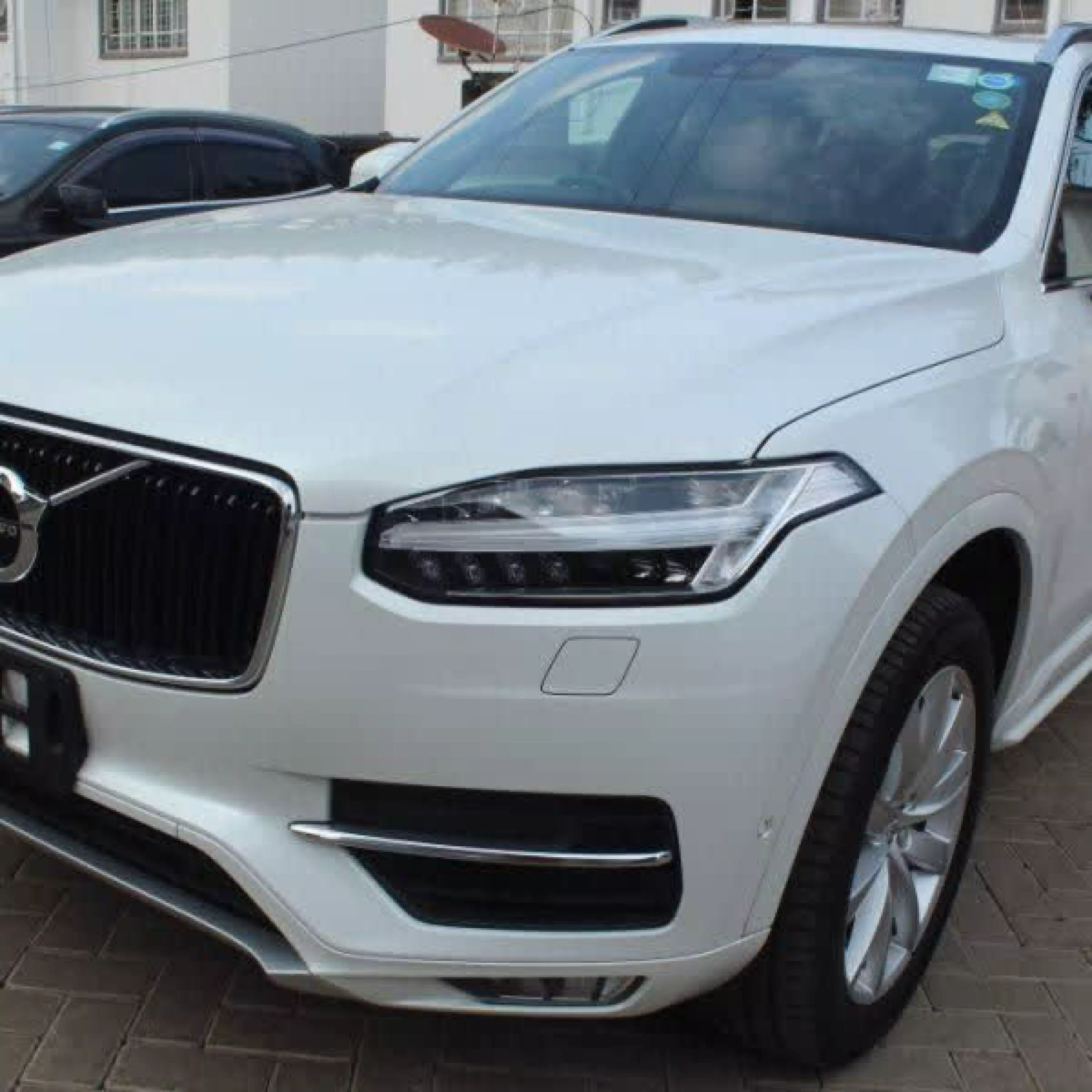 Volvo XC90   - 2018