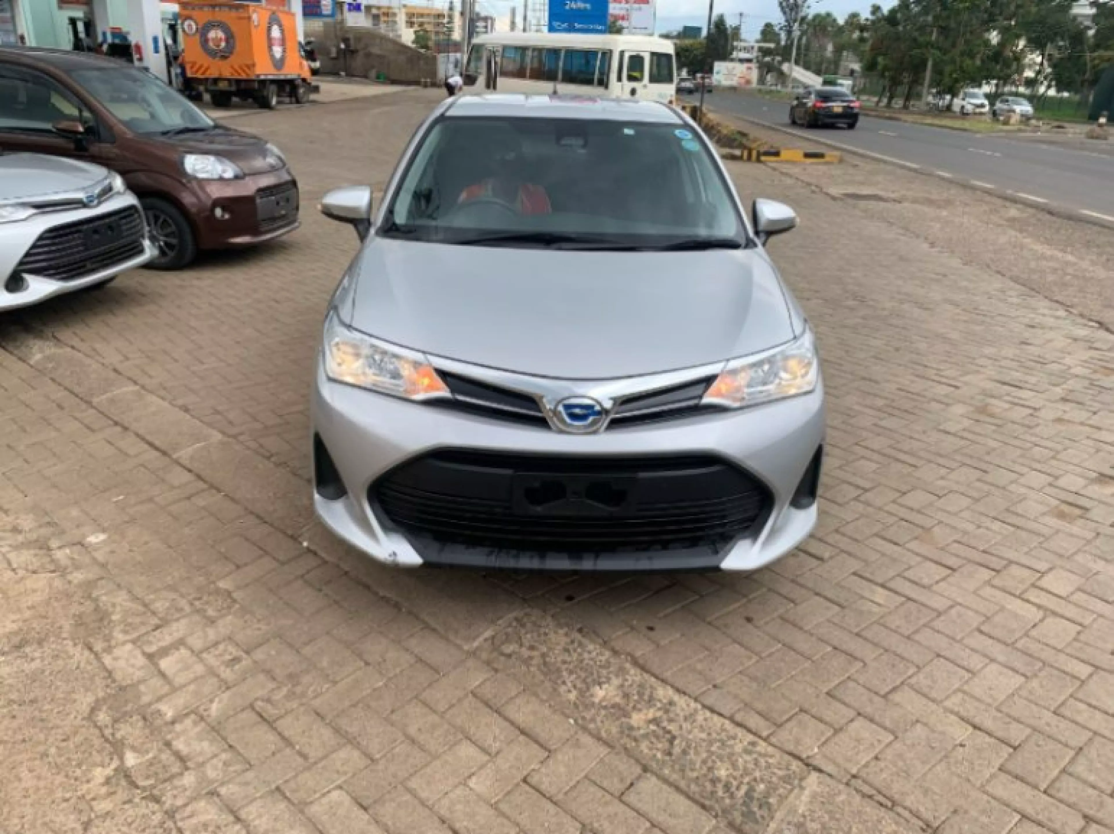 Toyota Fielder  - 2019