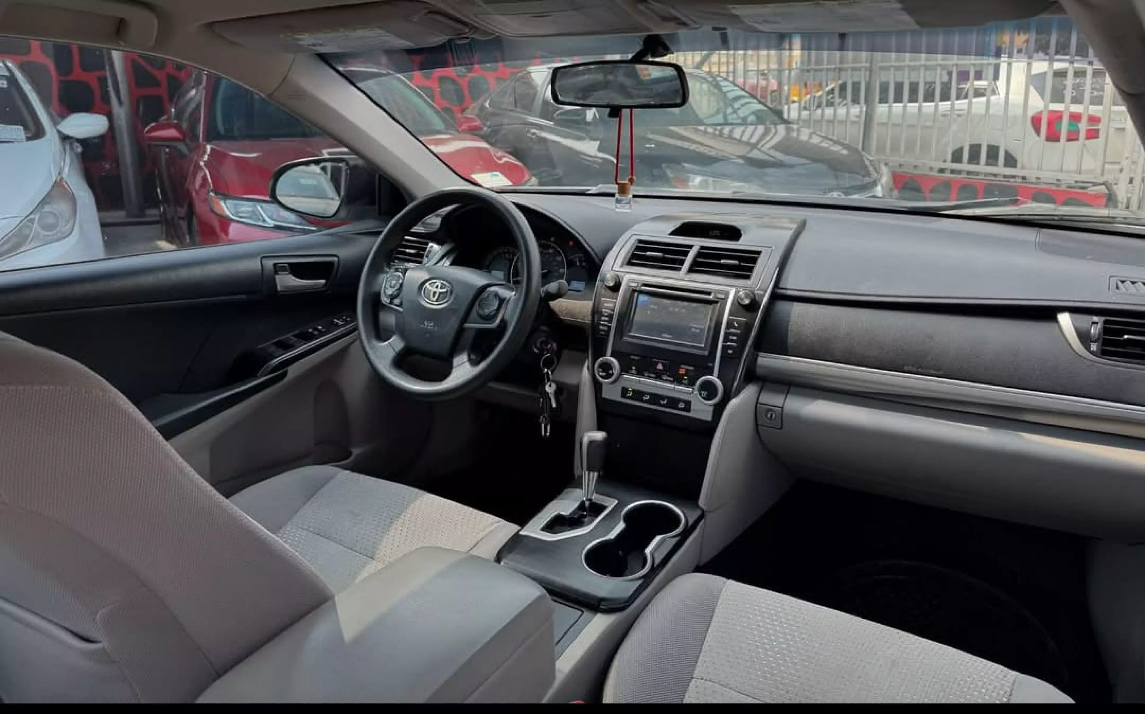 Toyota Camry   - 2012