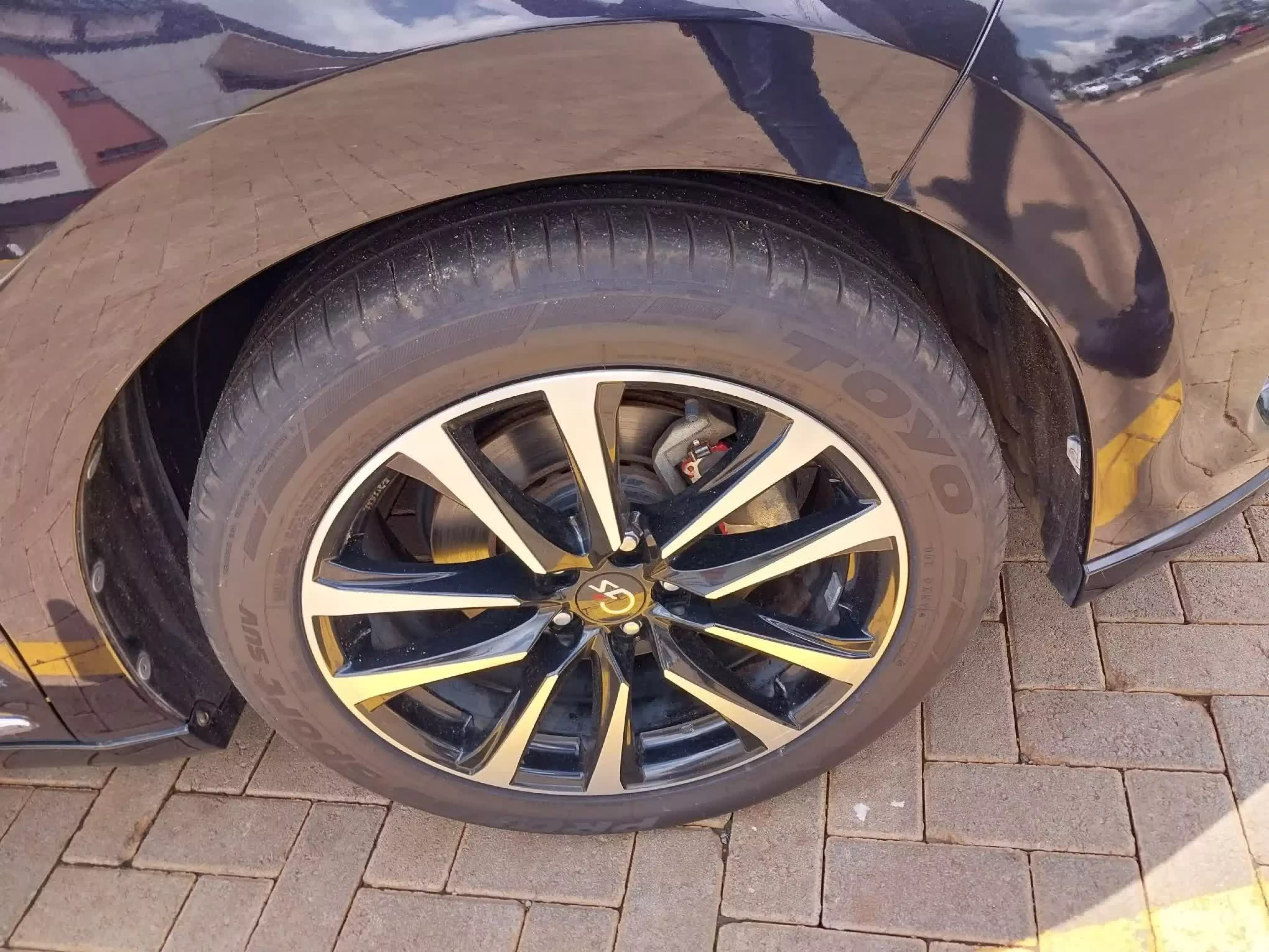 Toyota Harrier   - 2016