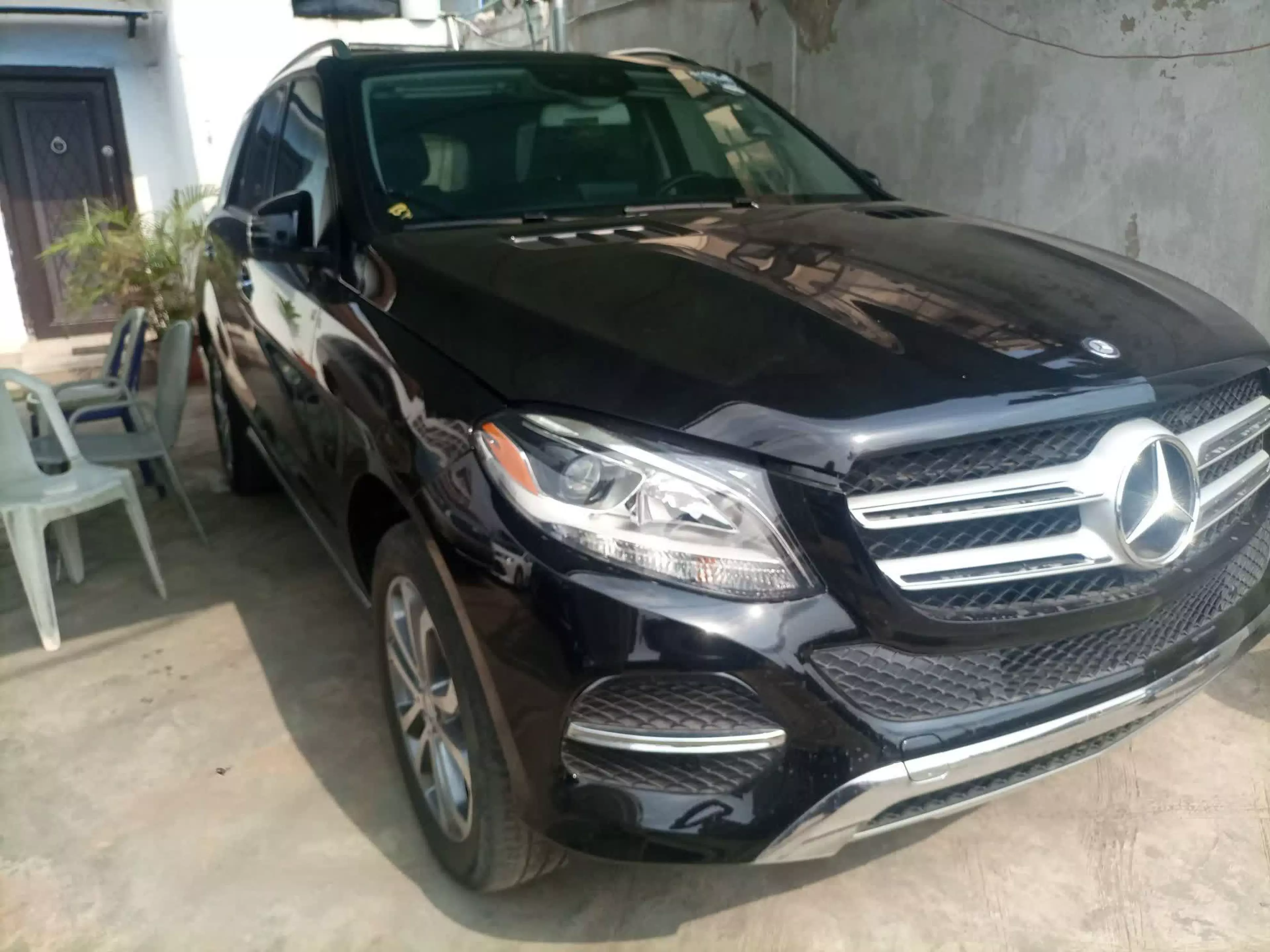 Mercedes-Benz GLC 300 - 2019