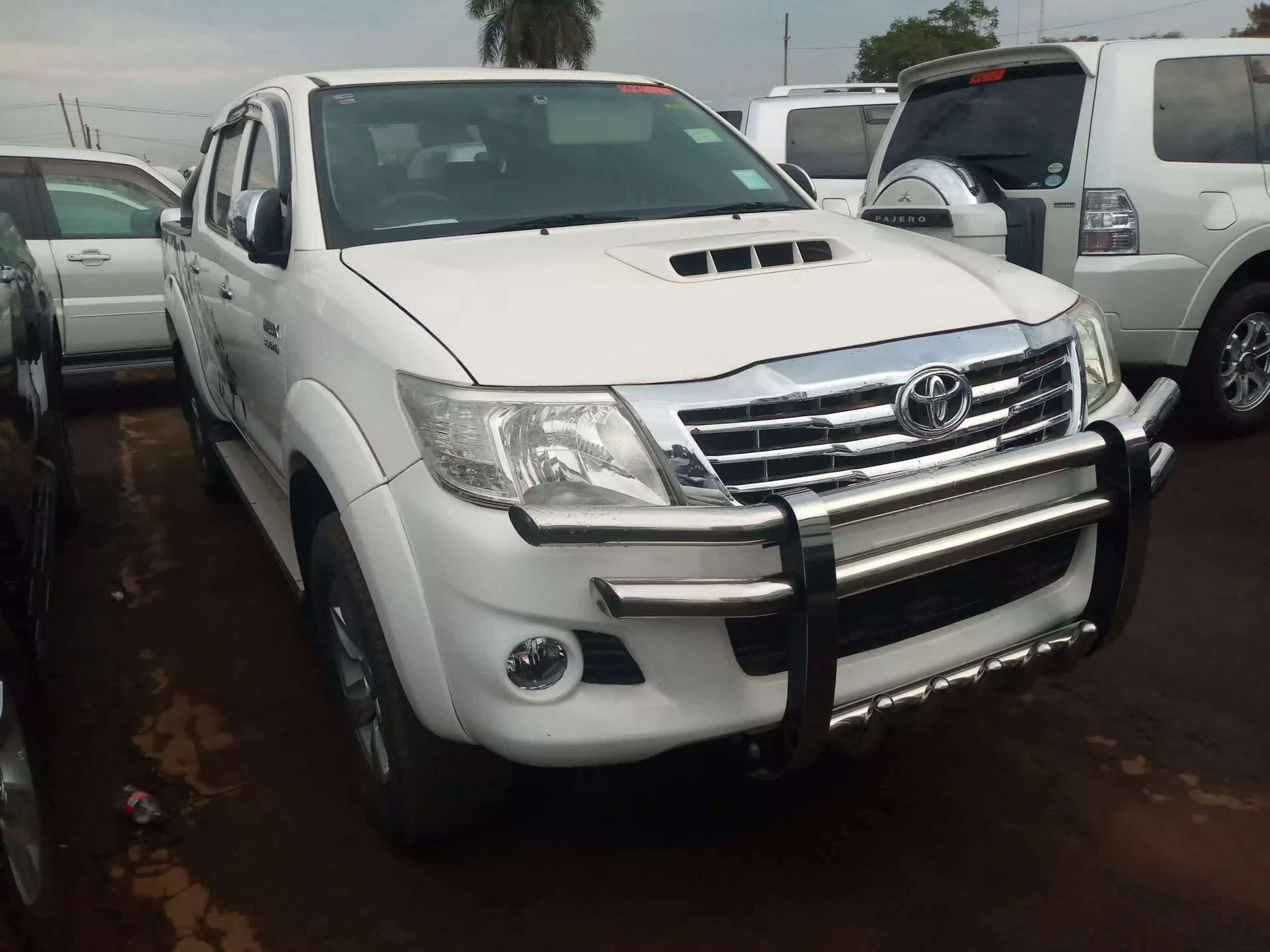 Toyota Hilux Revo  - 2018
