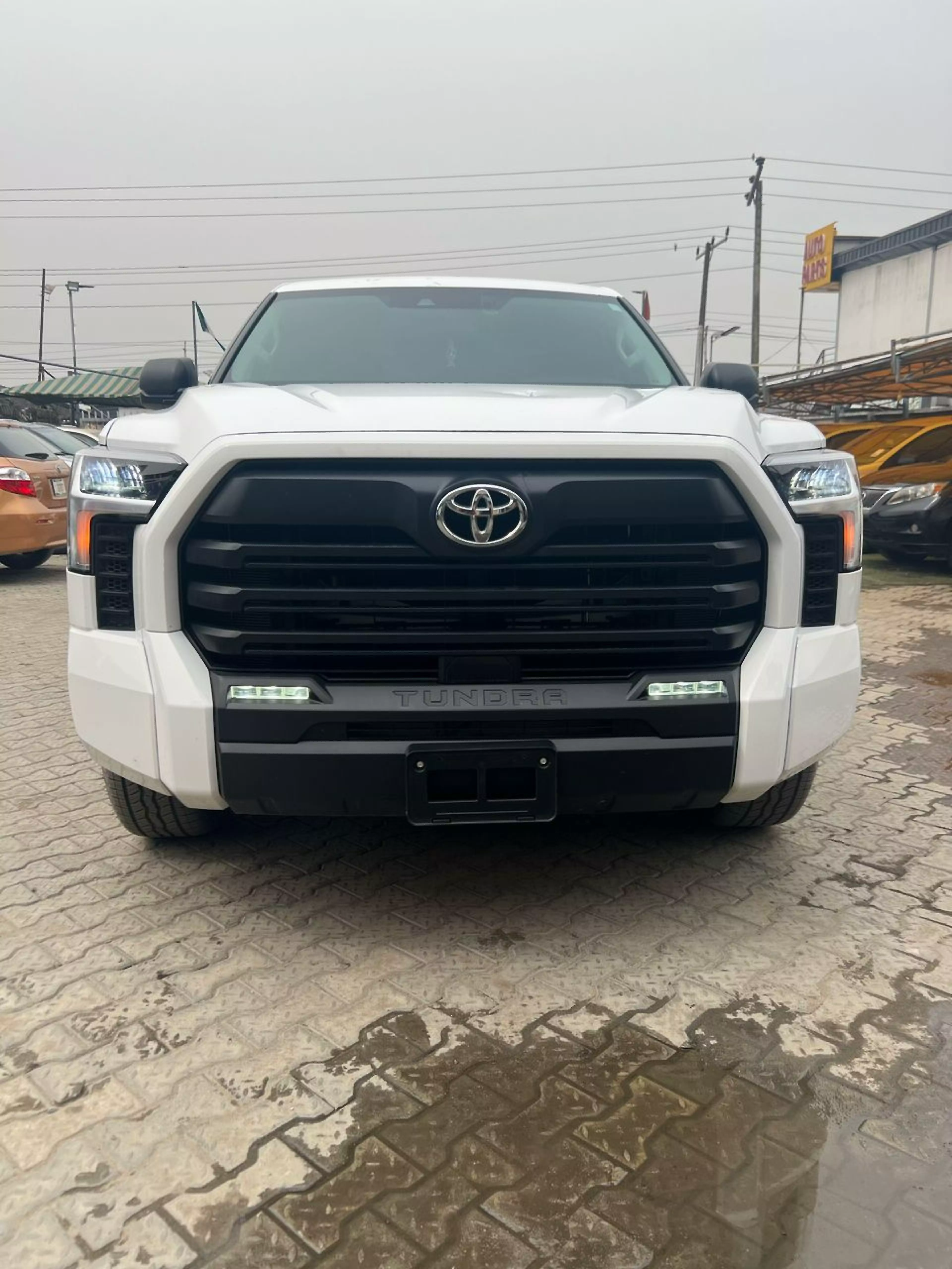 Toyota Tundra - 2024