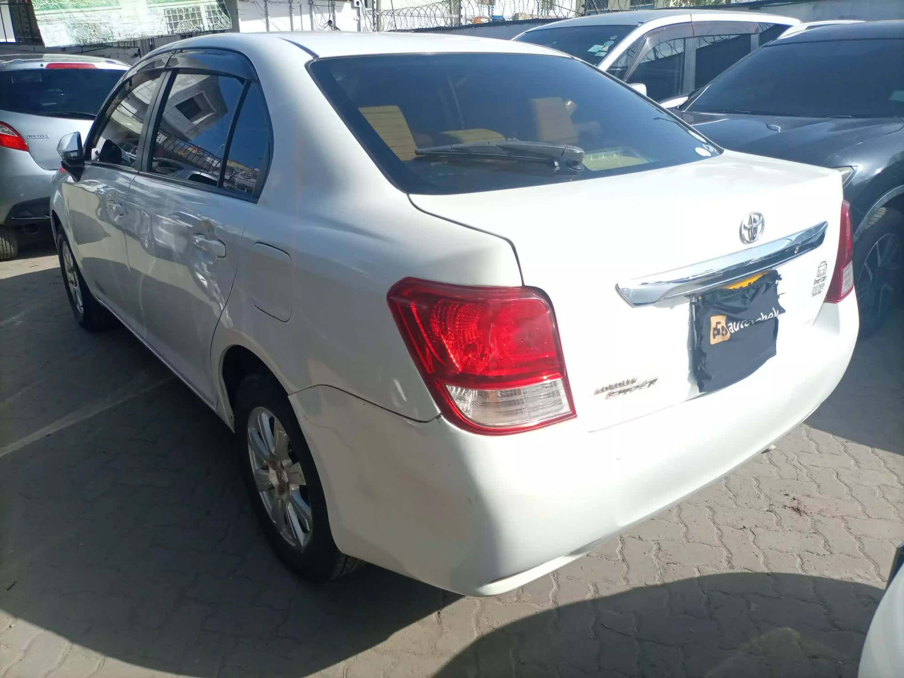 Toyota Axio  - 2013
