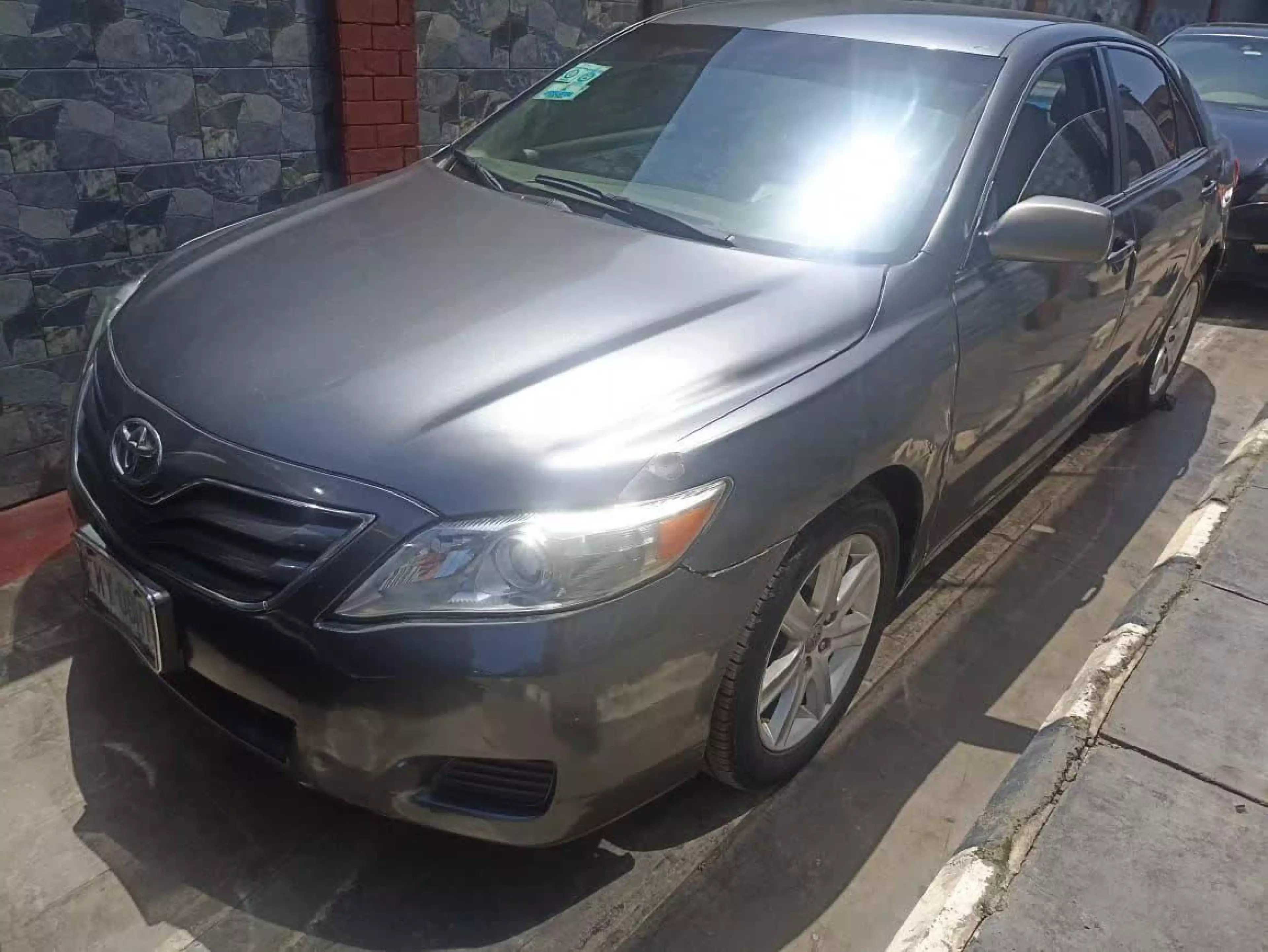 Toyota Camry - 2011