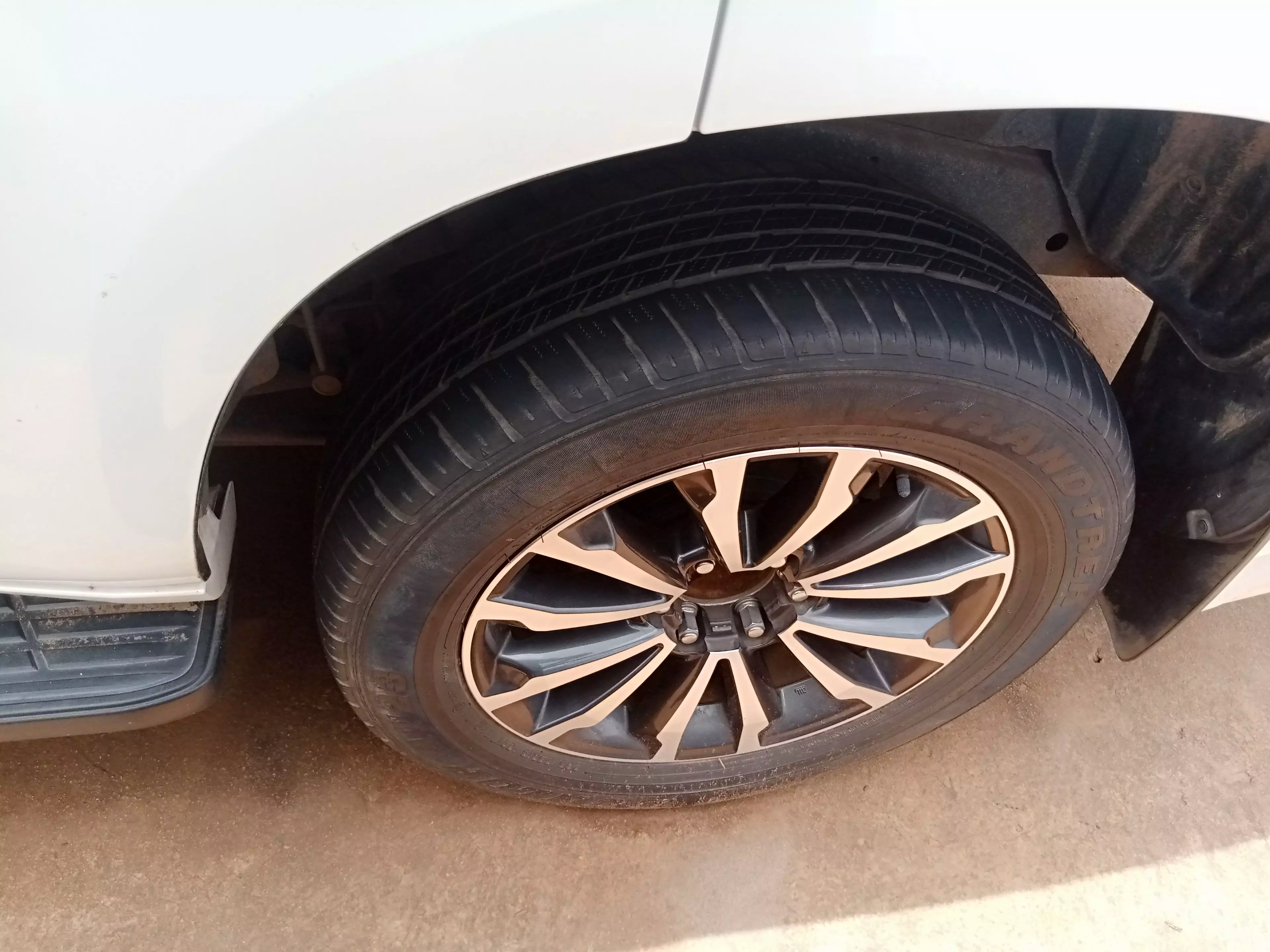 Toyota Landcruiser Prado   - 2017