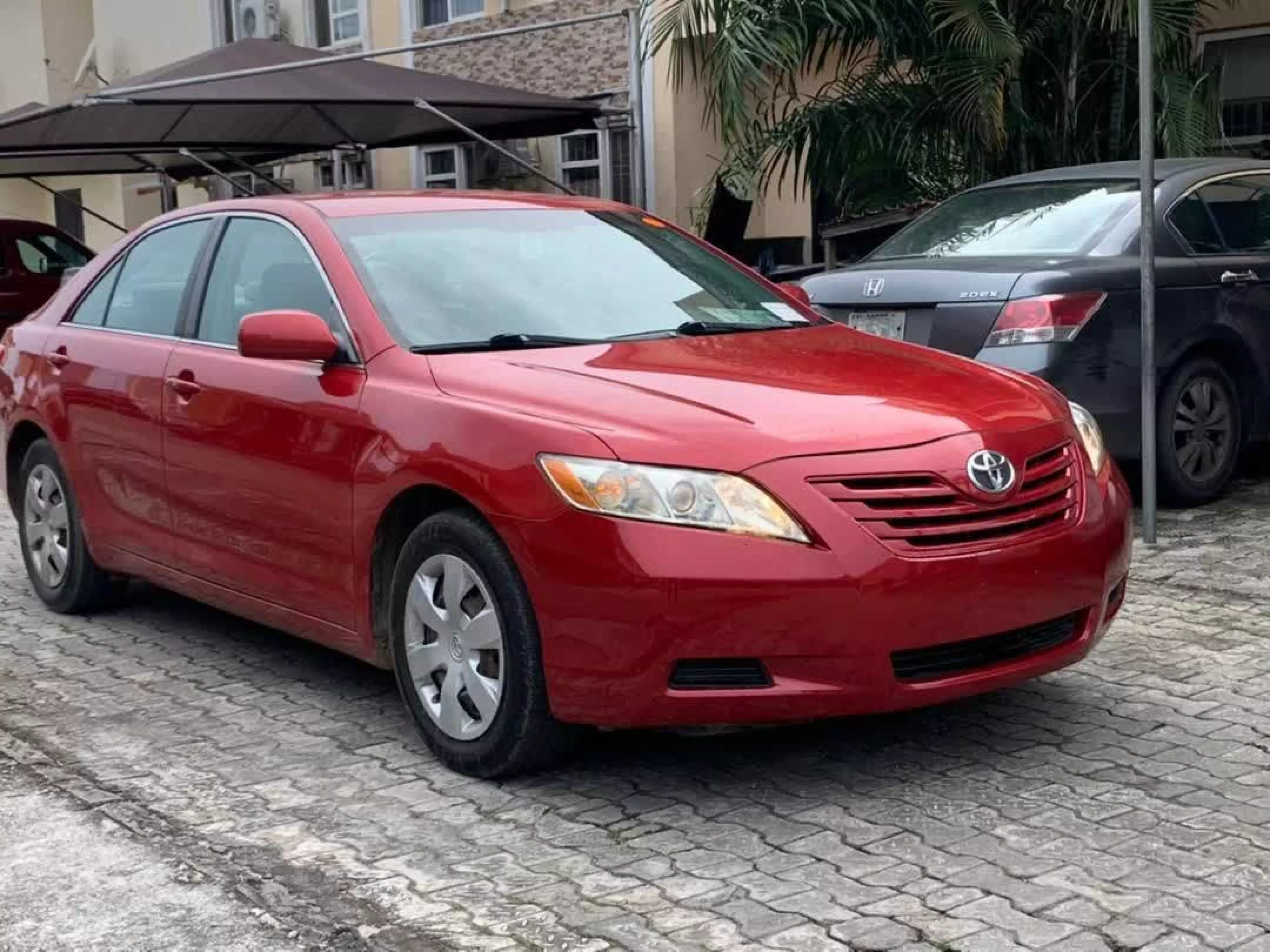 Toyota Camry - 2009