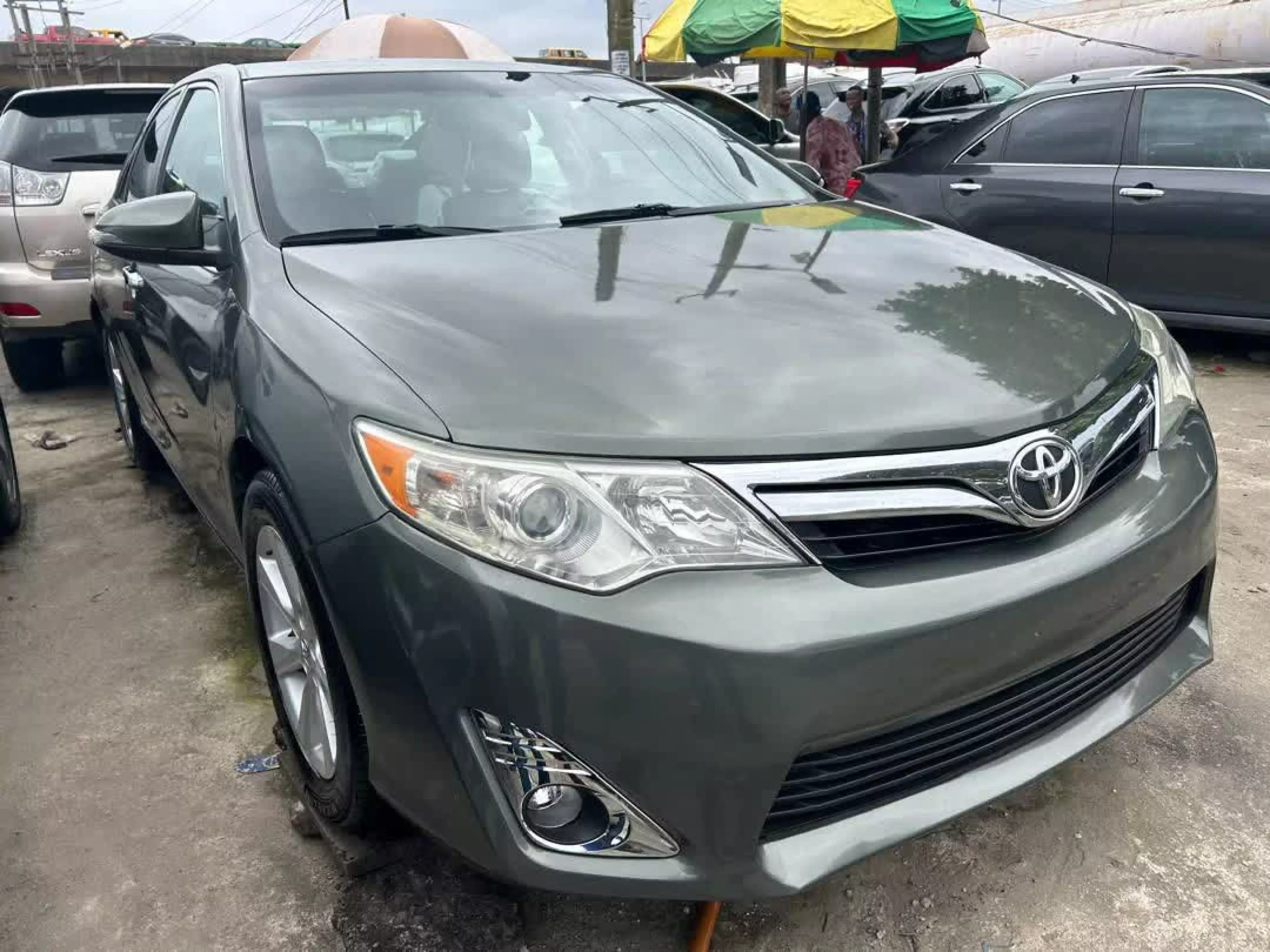 Toyota Camry - 2013