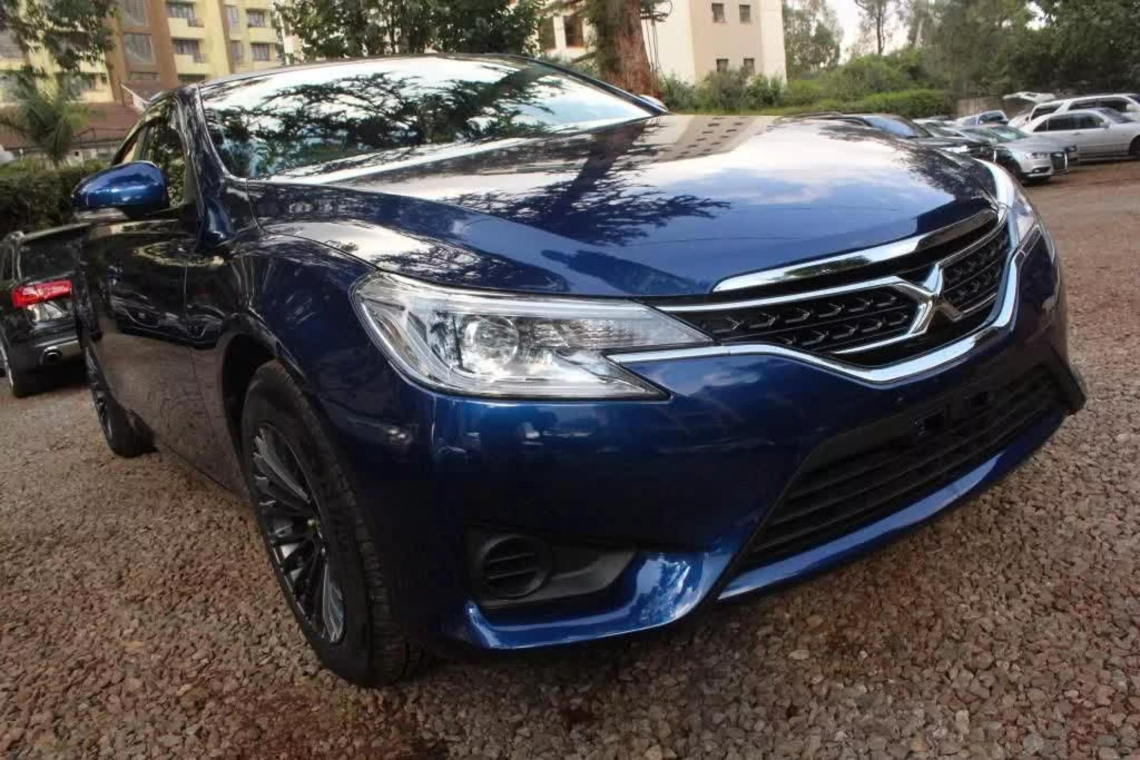 Toyota Mark X - 2016