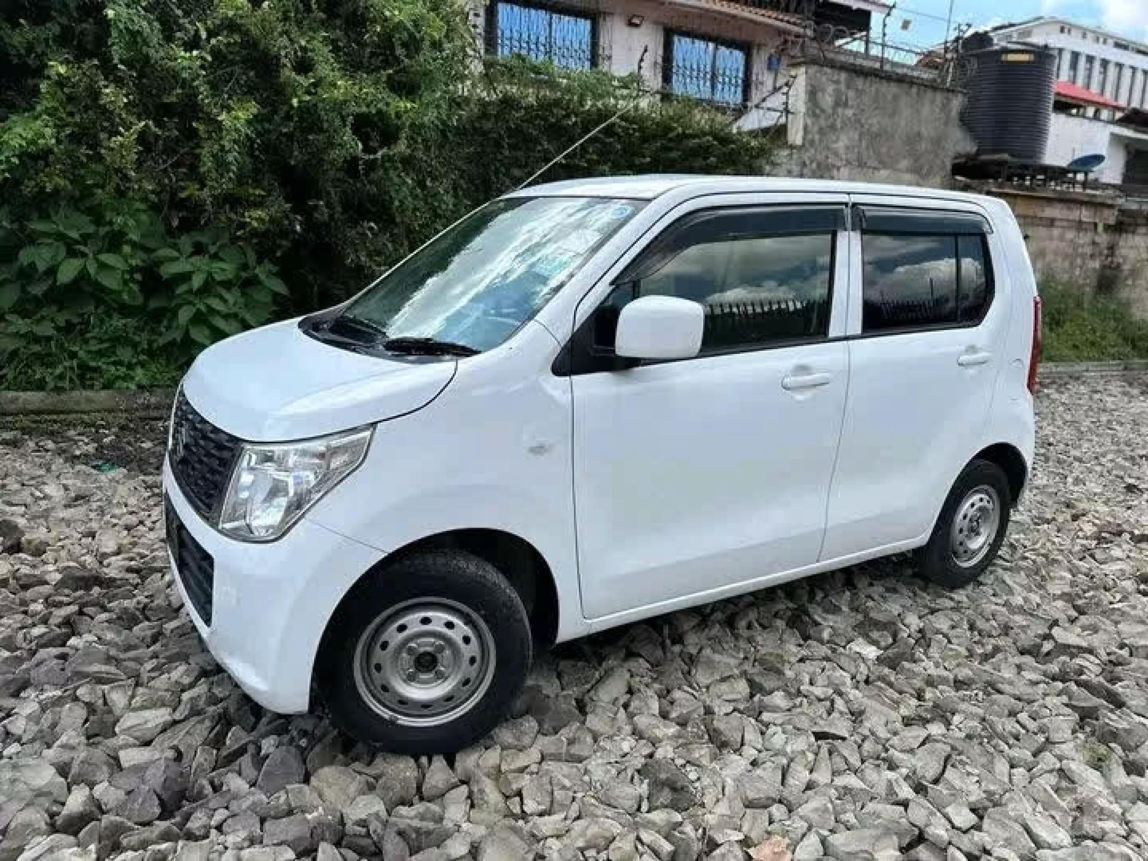 SUZUKI Wagon R - 2015